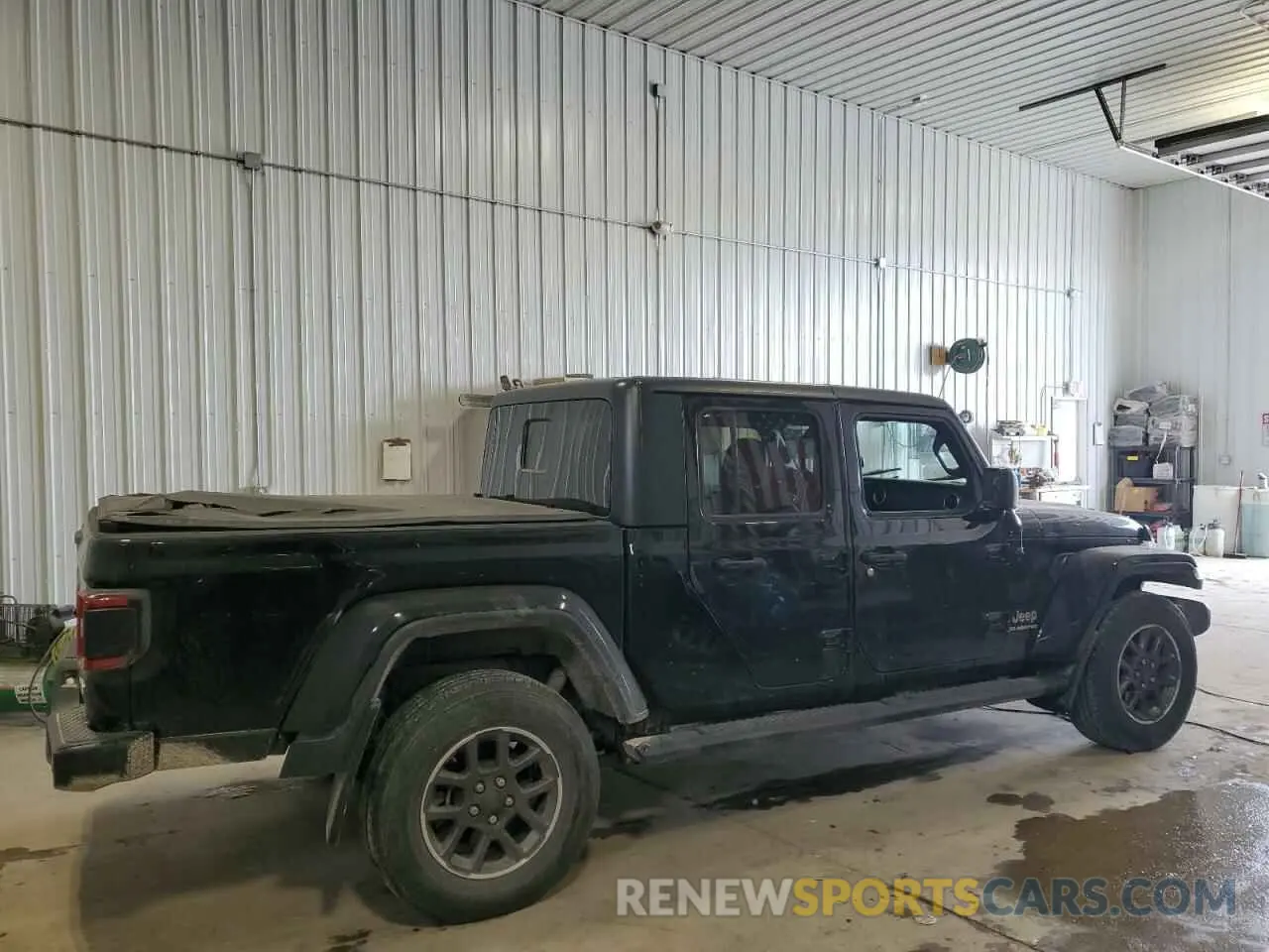 3 Photograph of a damaged car 1C6HJTFG9ML519713 JEEP GLADIATOR 2021