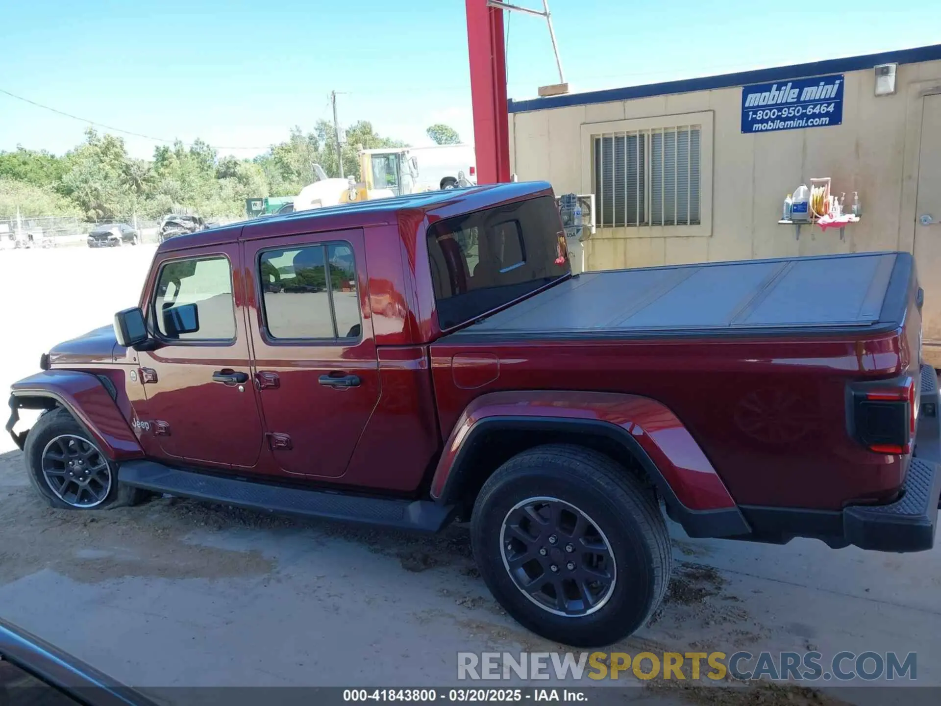 14 Photograph of a damaged car 1C6HJTFGXML553983 JEEP GLADIATOR 2021