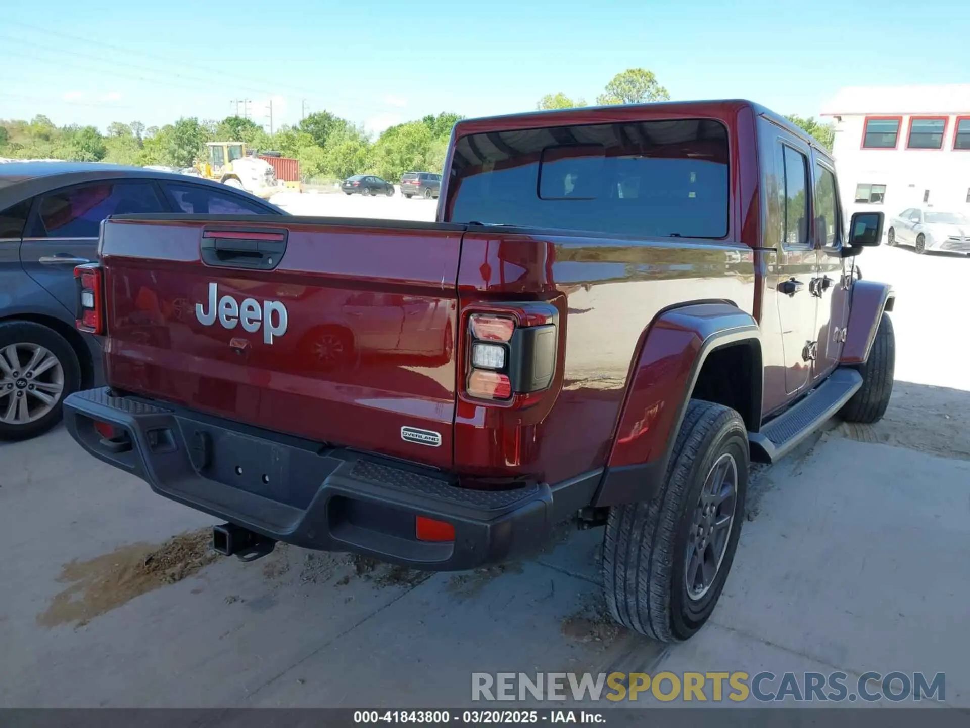 4 Photograph of a damaged car 1C6HJTFGXML553983 JEEP GLADIATOR 2021
