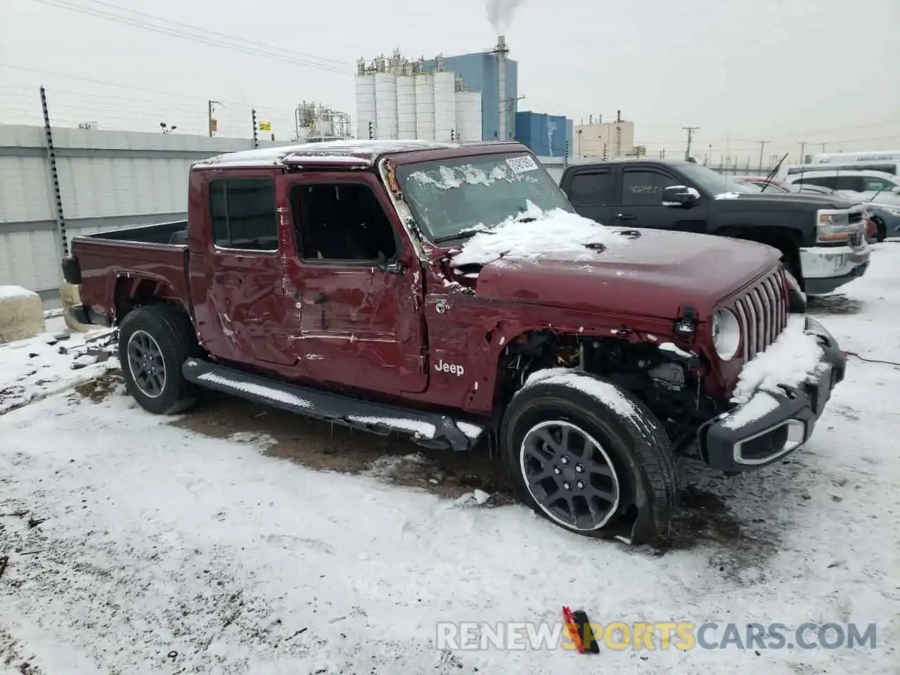 4 Photograph of a damaged car 1C6HJTFGXML563056 JEEP GLADIATOR 2021