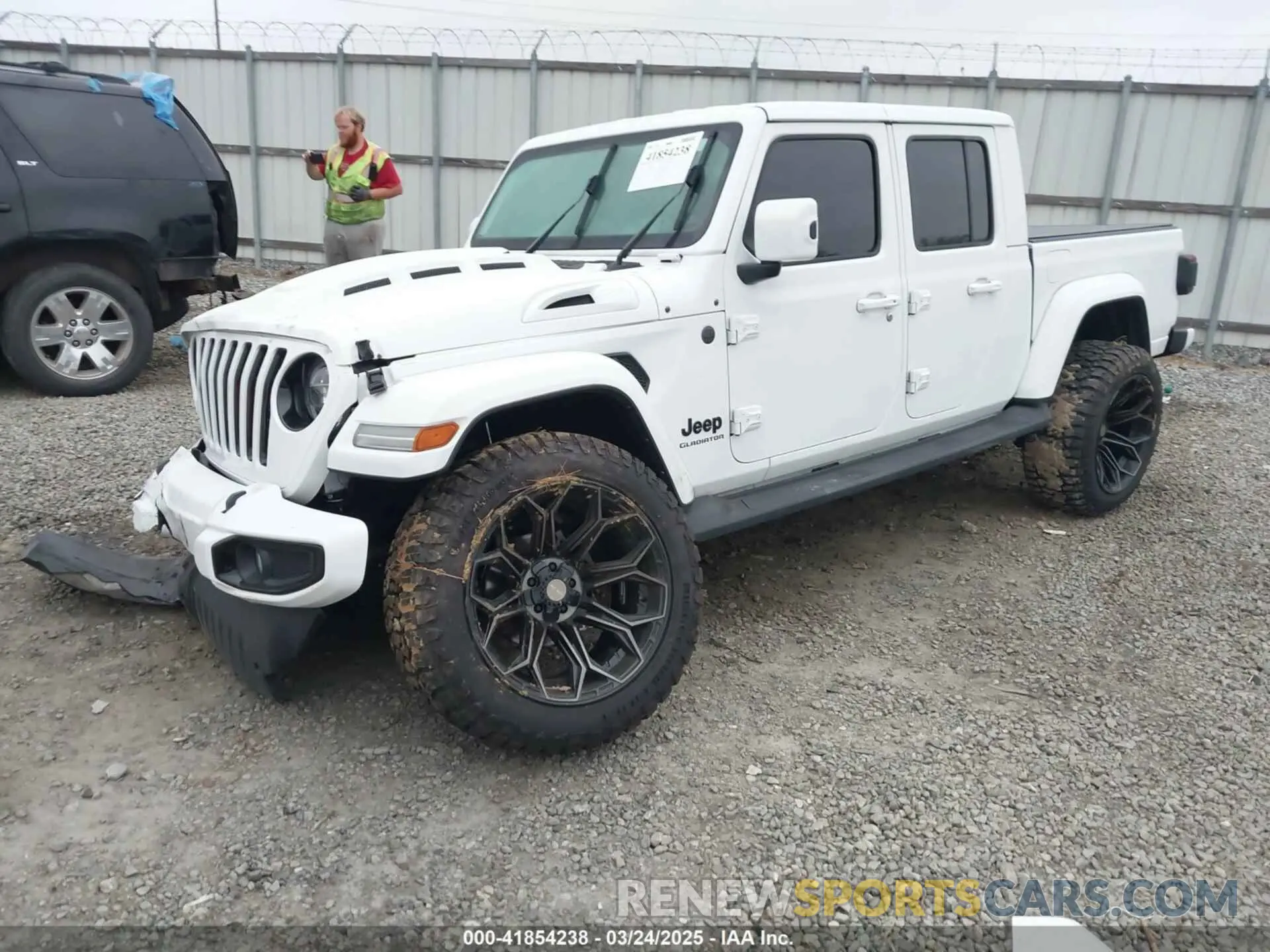 2 Photograph of a damaged car 1C6HJTFGXML618072 JEEP GLADIATOR 2021