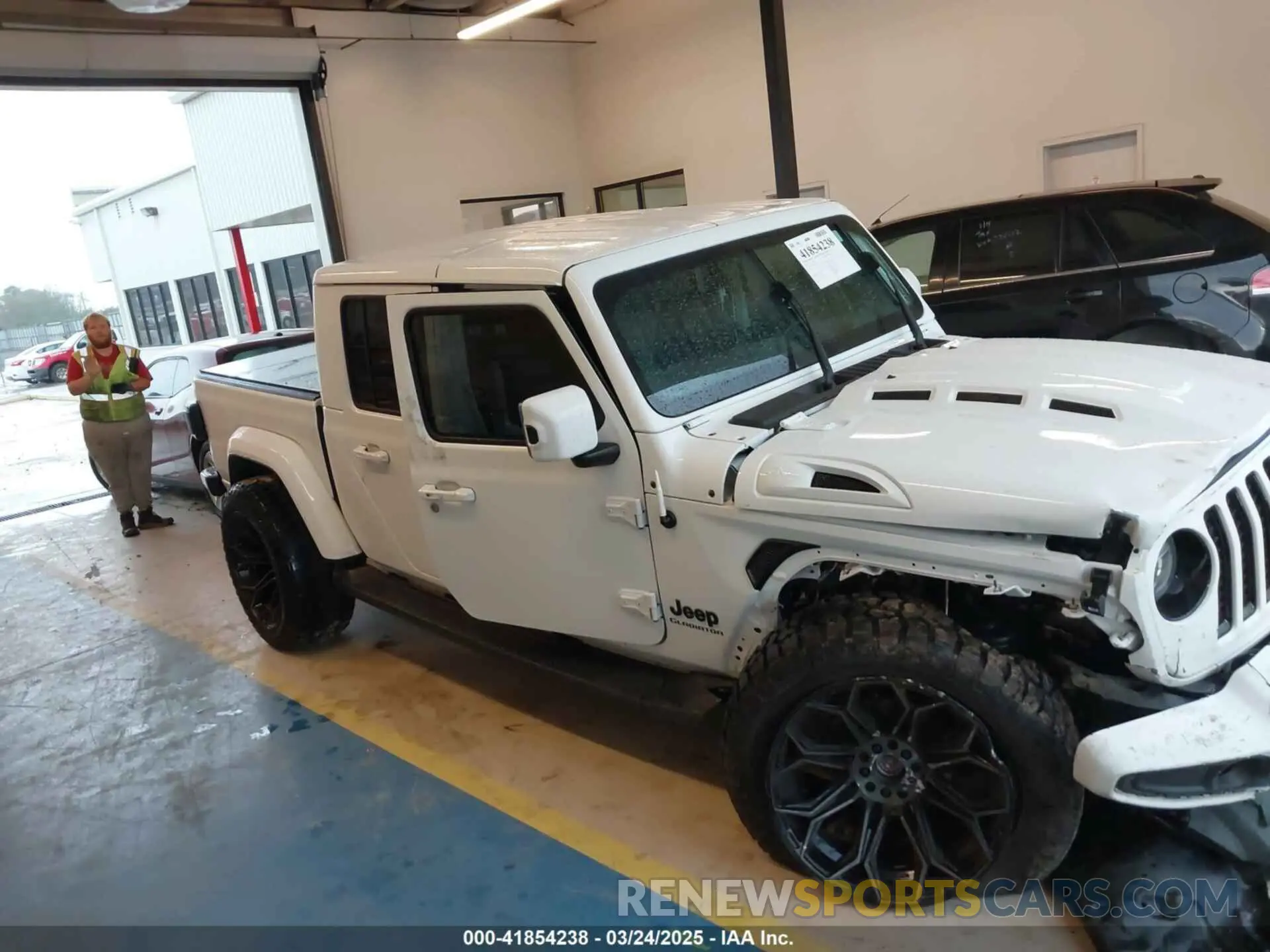6 Photograph of a damaged car 1C6HJTFGXML618072 JEEP GLADIATOR 2021