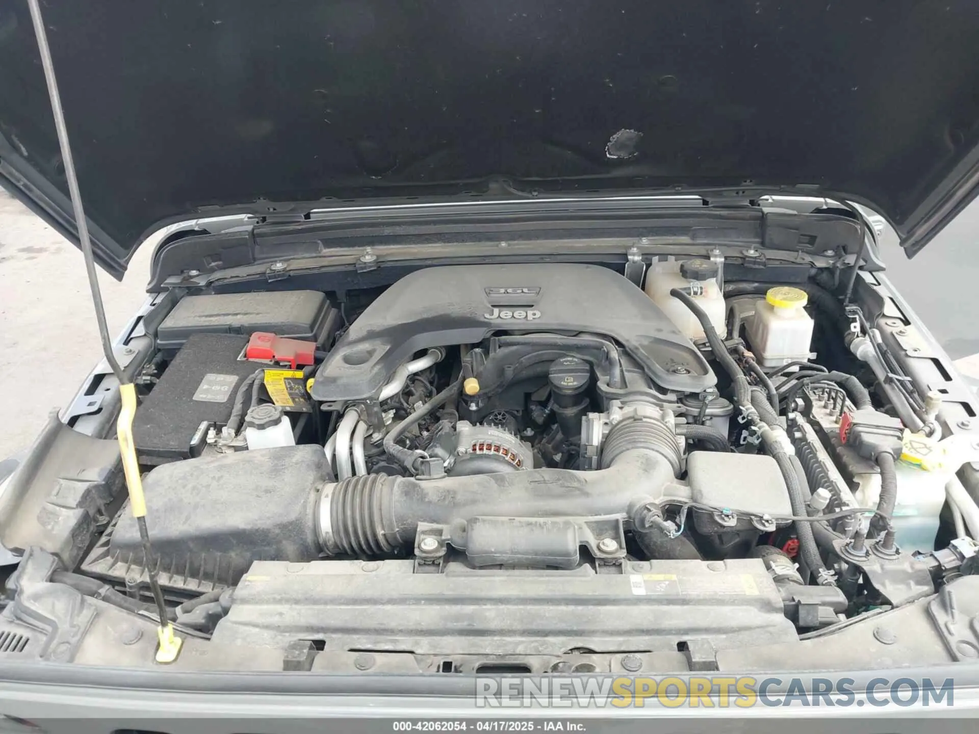 10 Photograph of a damaged car 1C6JJTAG8ML583556 JEEP GLADIATOR 2021
