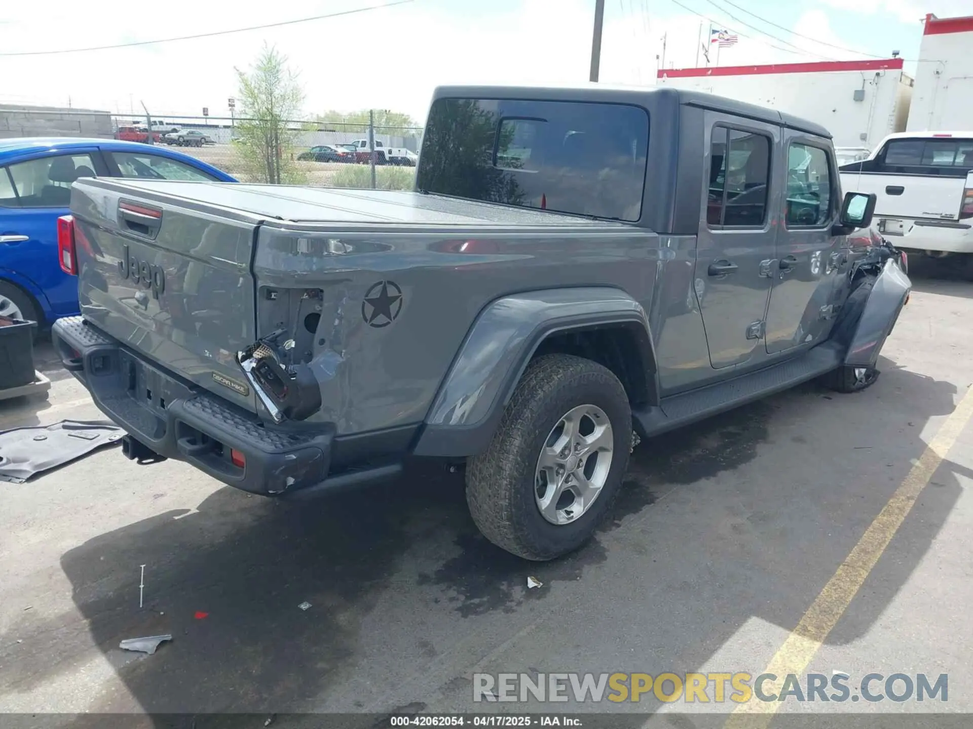 4 Photograph of a damaged car 1C6JJTAG8ML583556 JEEP GLADIATOR 2021