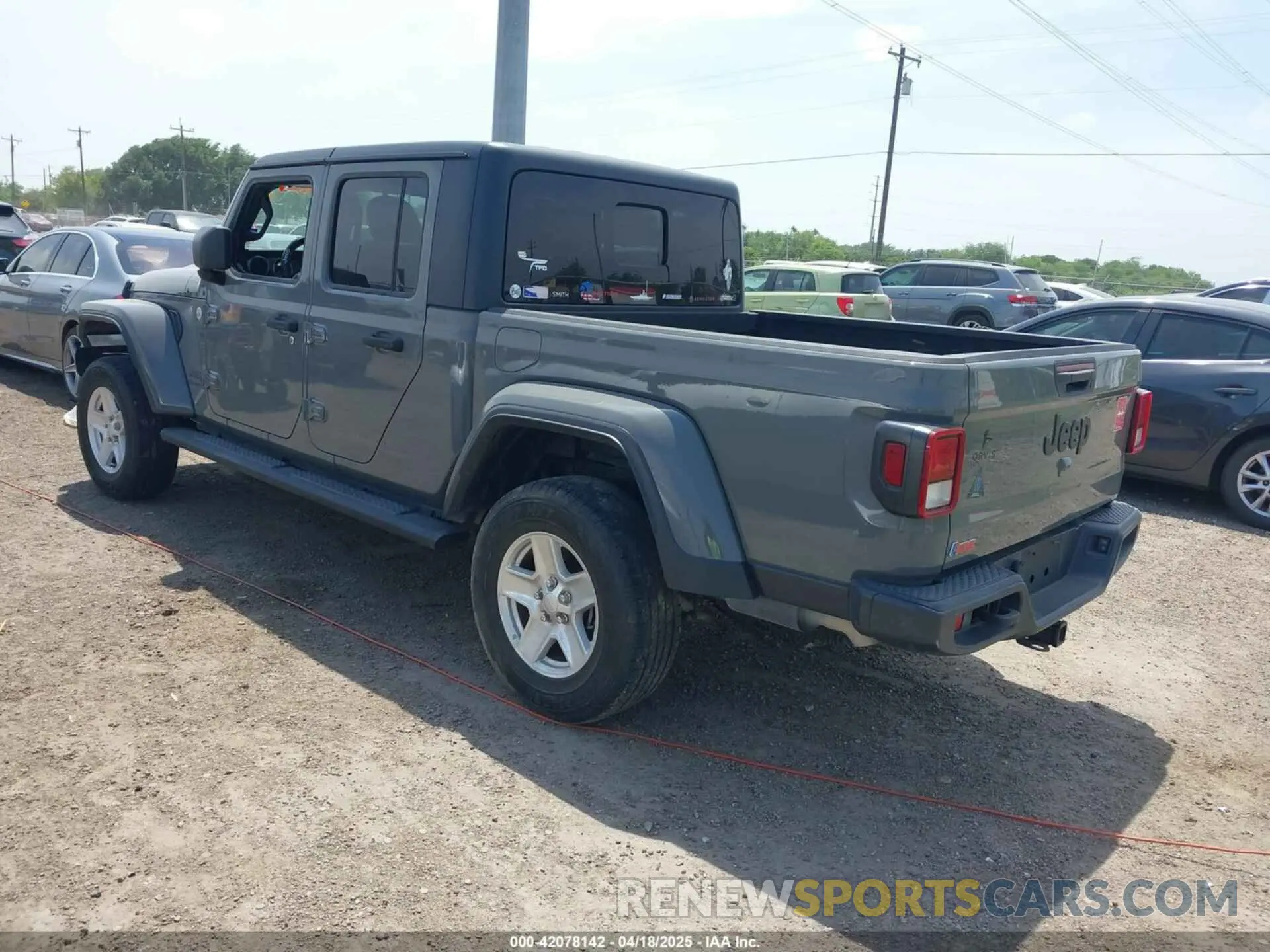 3 Photograph of a damaged car 1C6JJTAG9ML538769 JEEP GLADIATOR 2021
