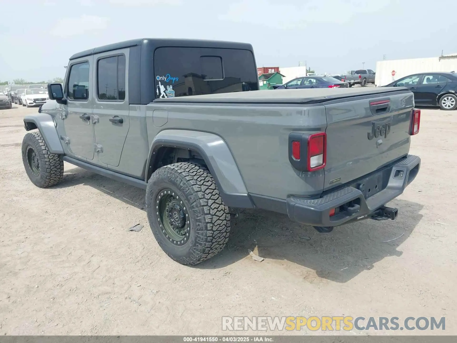 3 Photograph of a damaged car 1C6JJTAM1ML607525 JEEP GLADIATOR 2021
