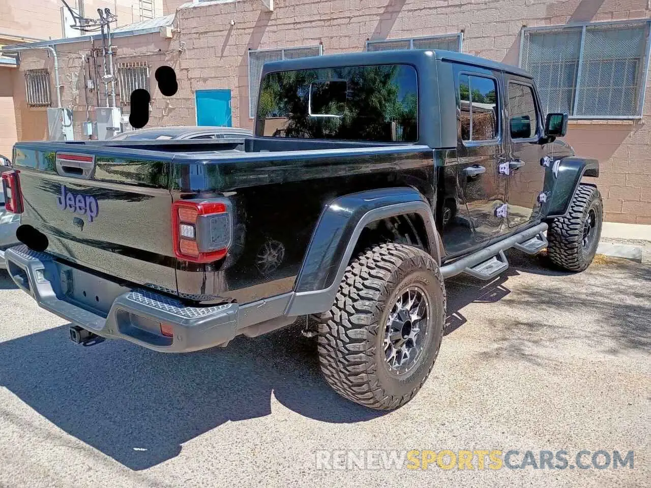 4 Photograph of a damaged car 1C6JJTAM3ML508267 JEEP GLADIATOR 2021