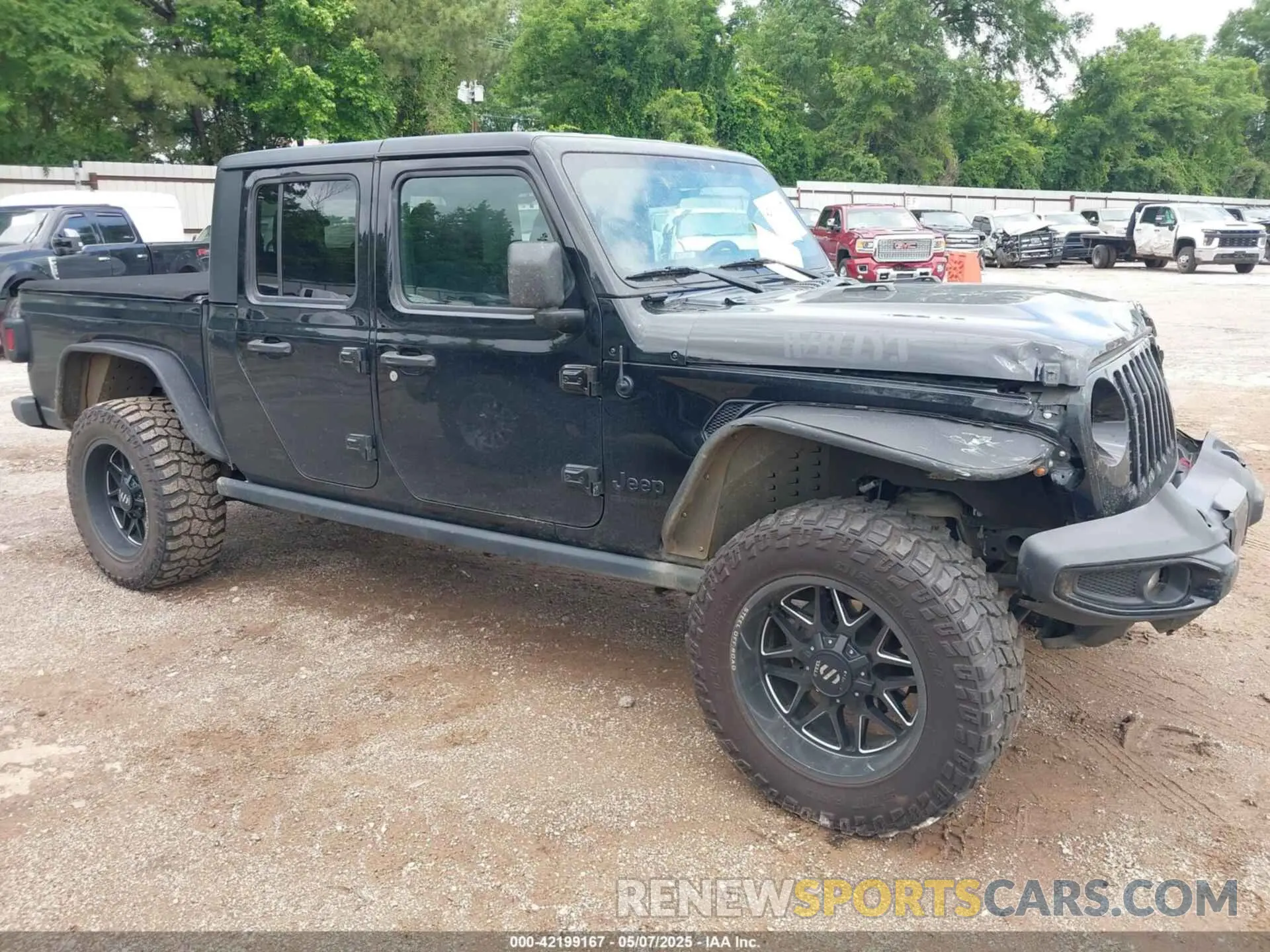 13 Photograph of a damaged car 1C6JJTAM7ML554412 JEEP GLADIATOR 2021