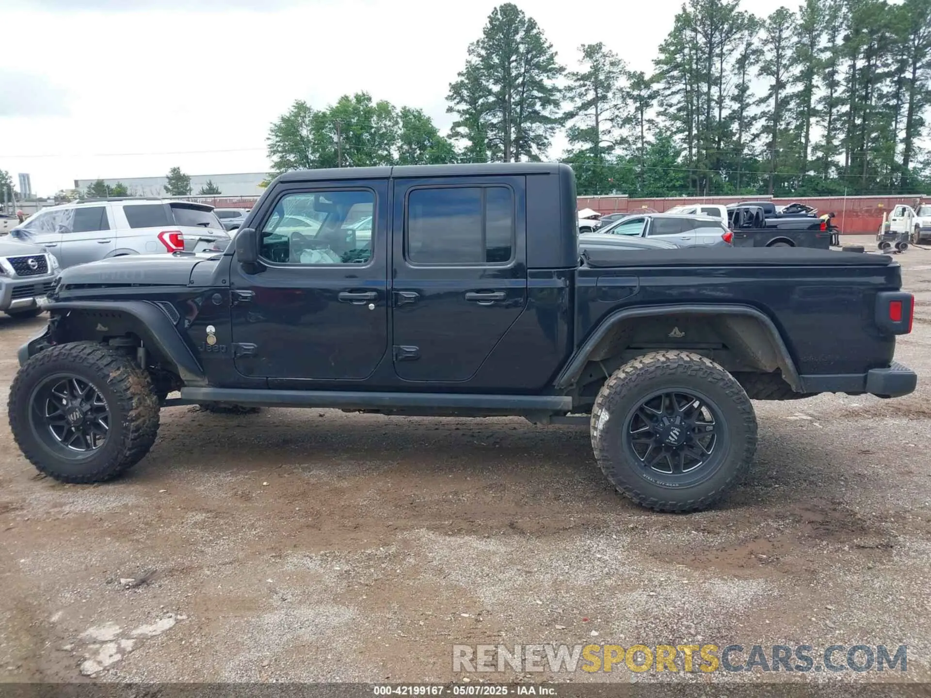 14 Photograph of a damaged car 1C6JJTAM7ML554412 JEEP GLADIATOR 2021