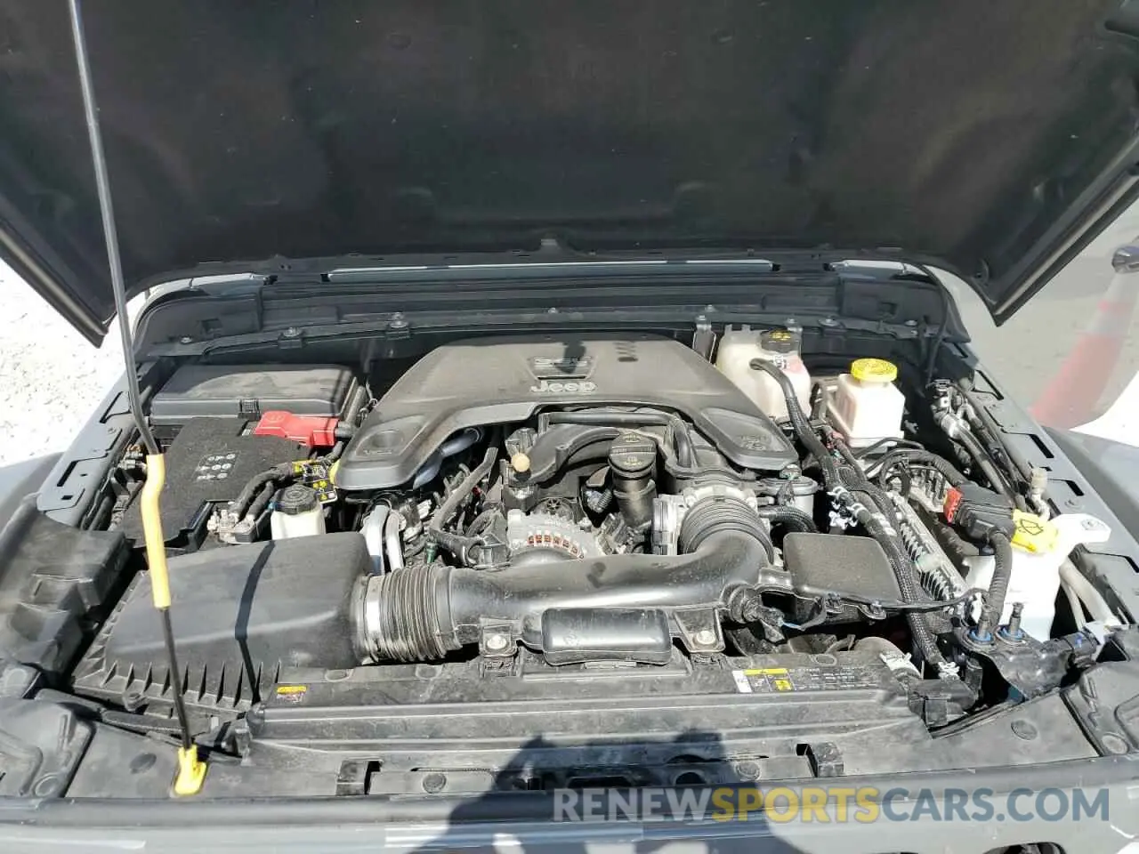 11 Photograph of a damaged car 1C6JJTBG0ML505240 JEEP GLADIATOR 2021