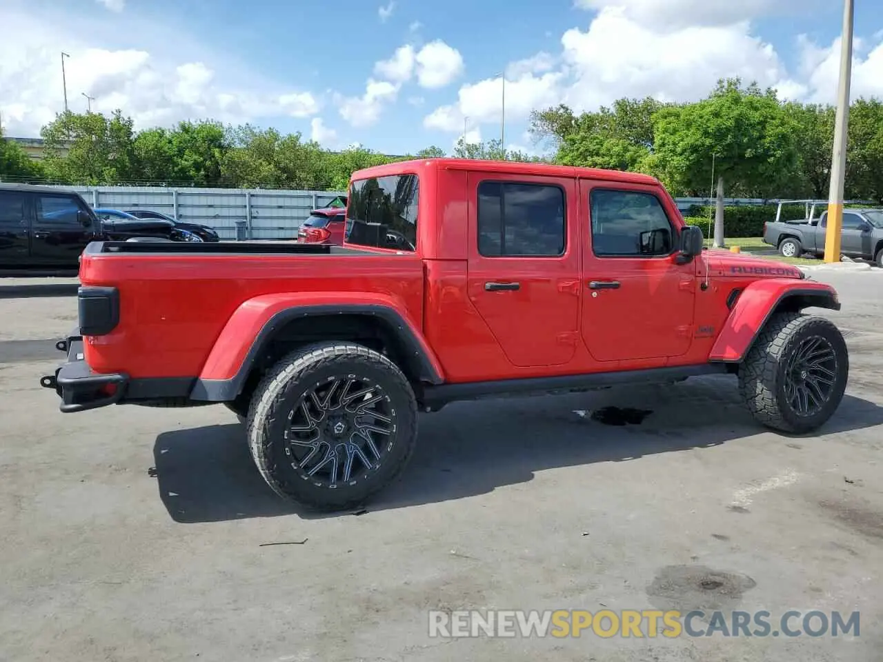 3 Photograph of a damaged car 1C6JJTBG0ML569133 JEEP GLADIATOR 2021