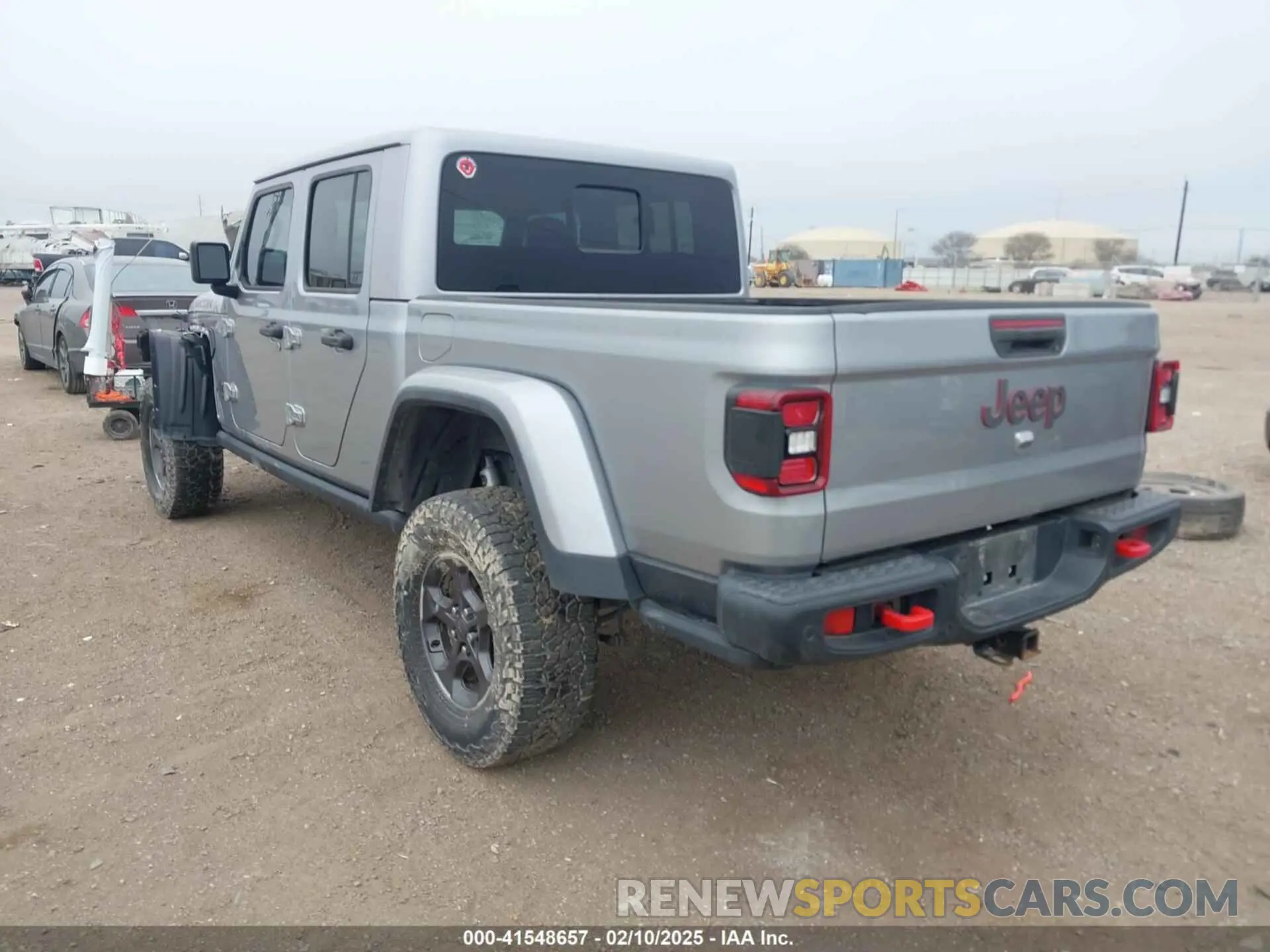 3 Photograph of a damaged car 1C6JJTBG1ML525920 JEEP GLADIATOR 2021