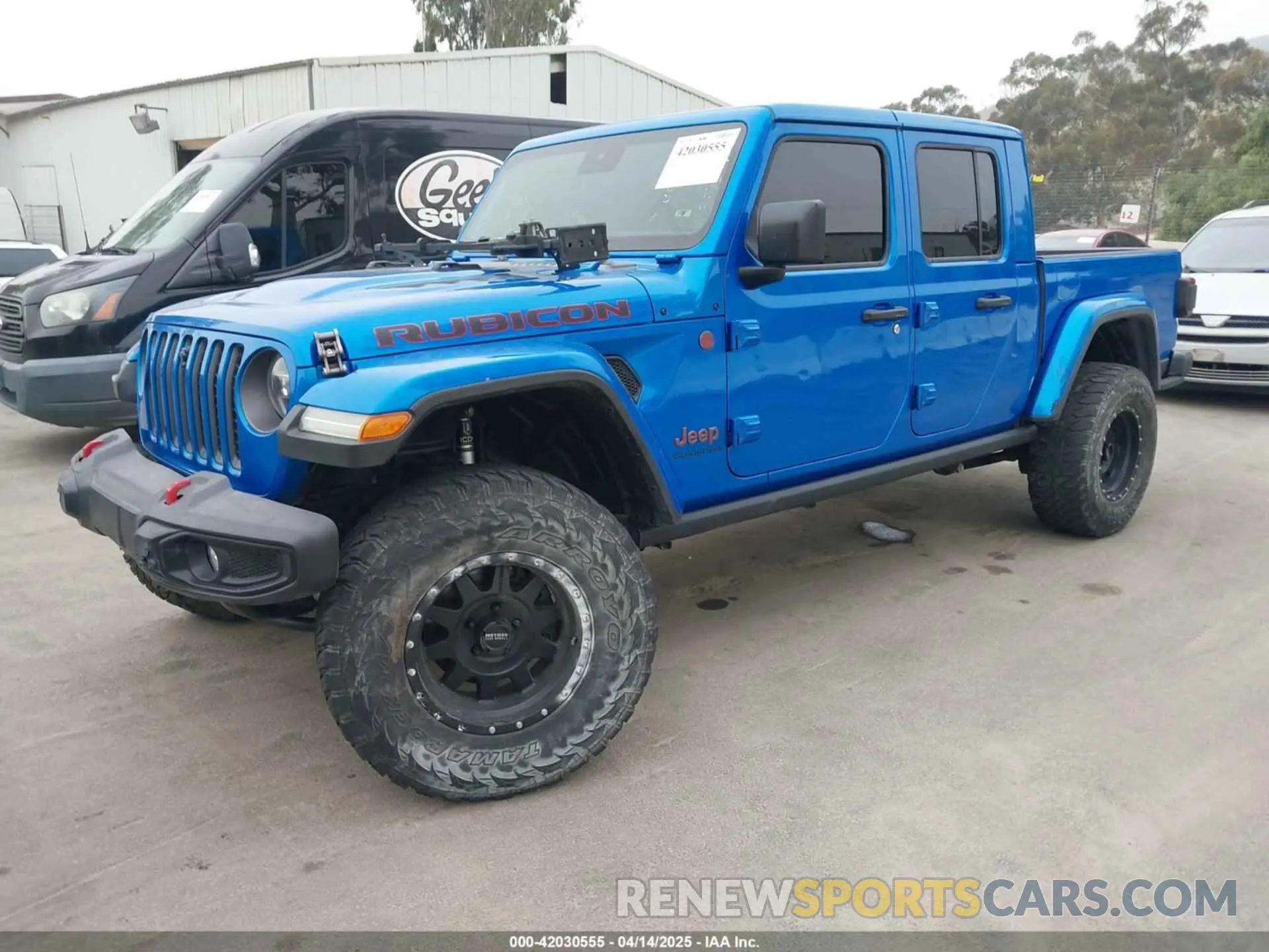 2 Photograph of a damaged car 1C6JJTBG1ML556357 JEEP GLADIATOR 2021