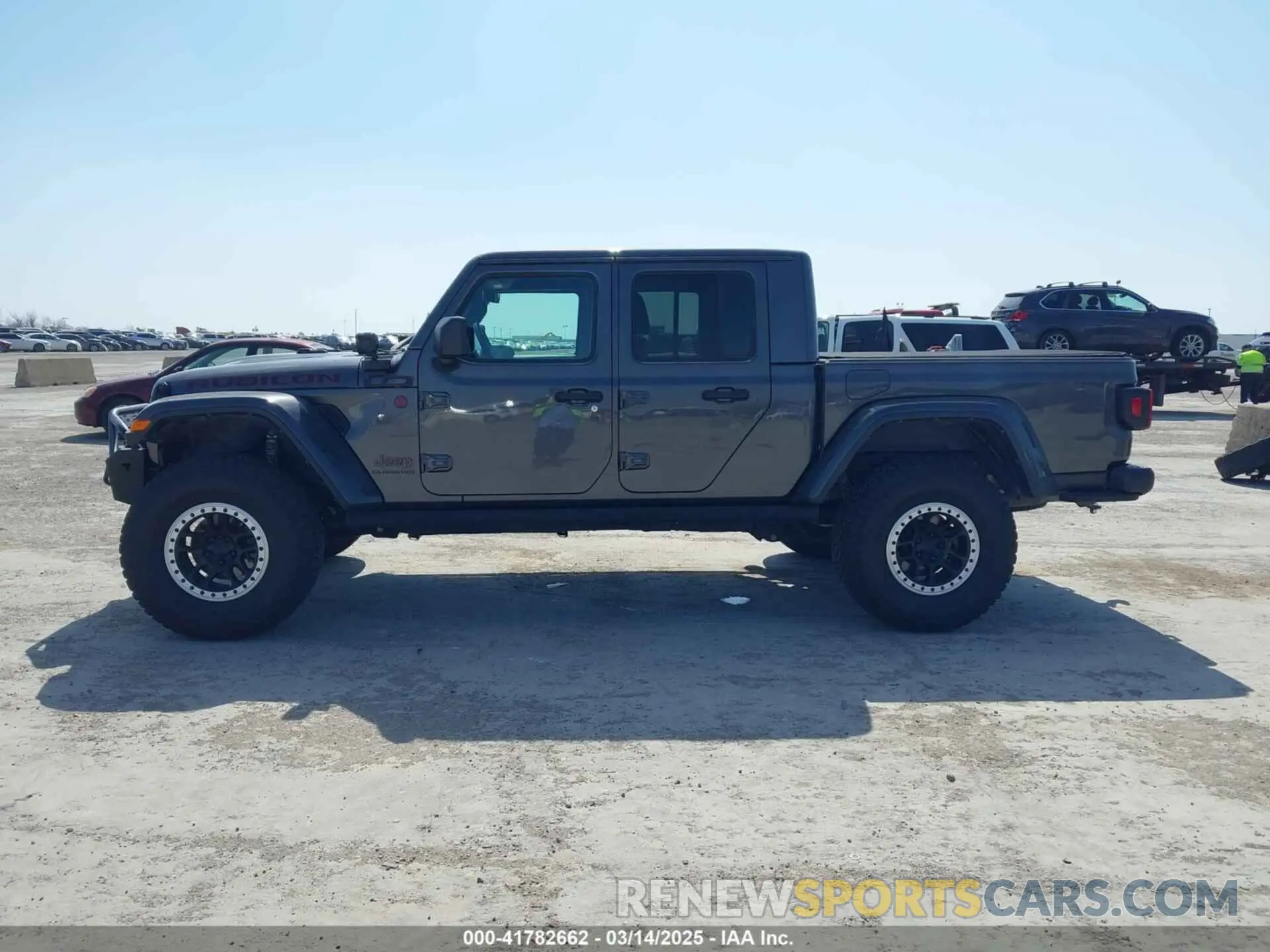 14 Photograph of a damaged car 1C6JJTBG1ML602186 JEEP GLADIATOR 2021