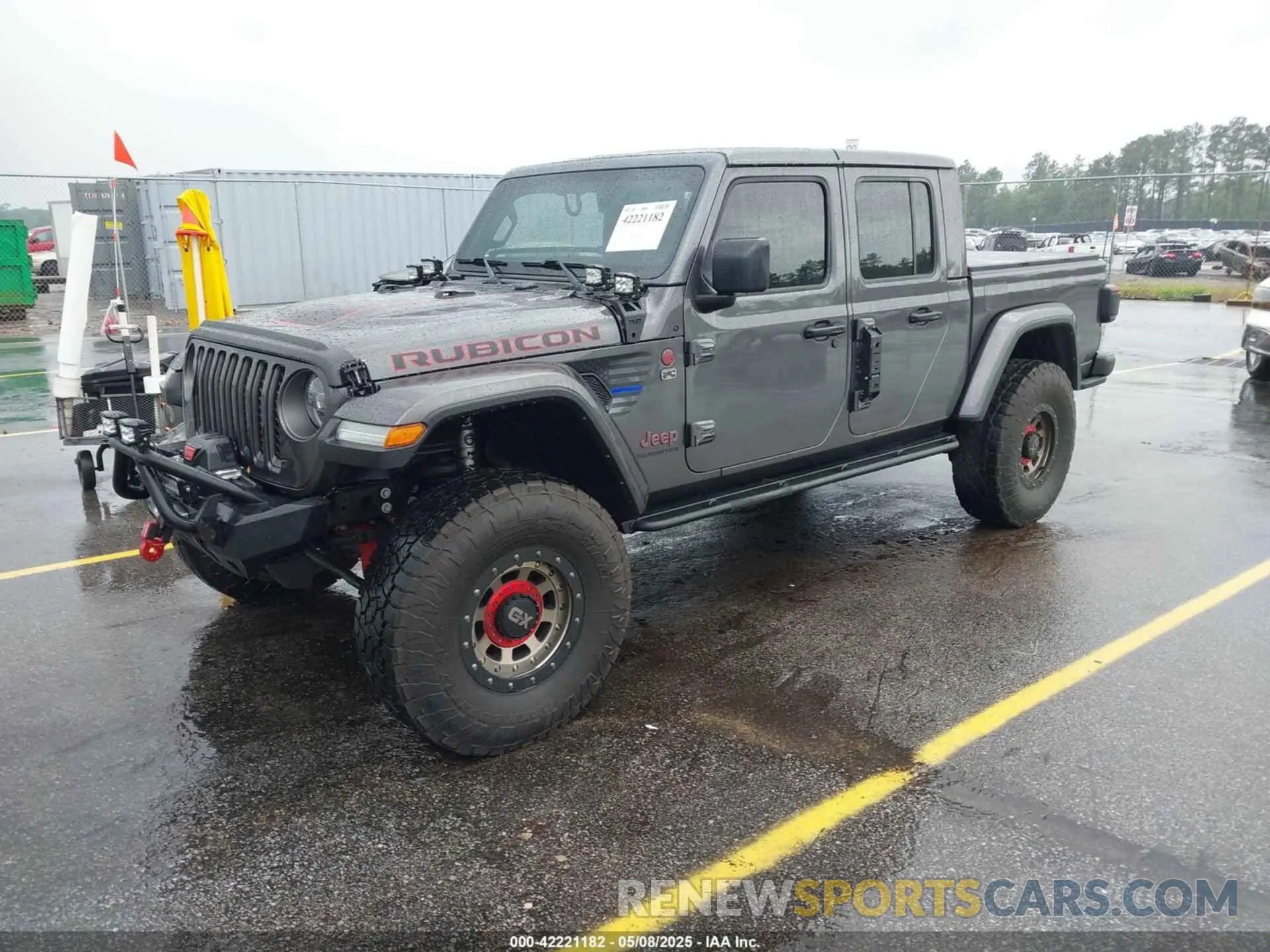 2 Photograph of a damaged car 1C6JJTBG1ML607775 JEEP GLADIATOR 2021