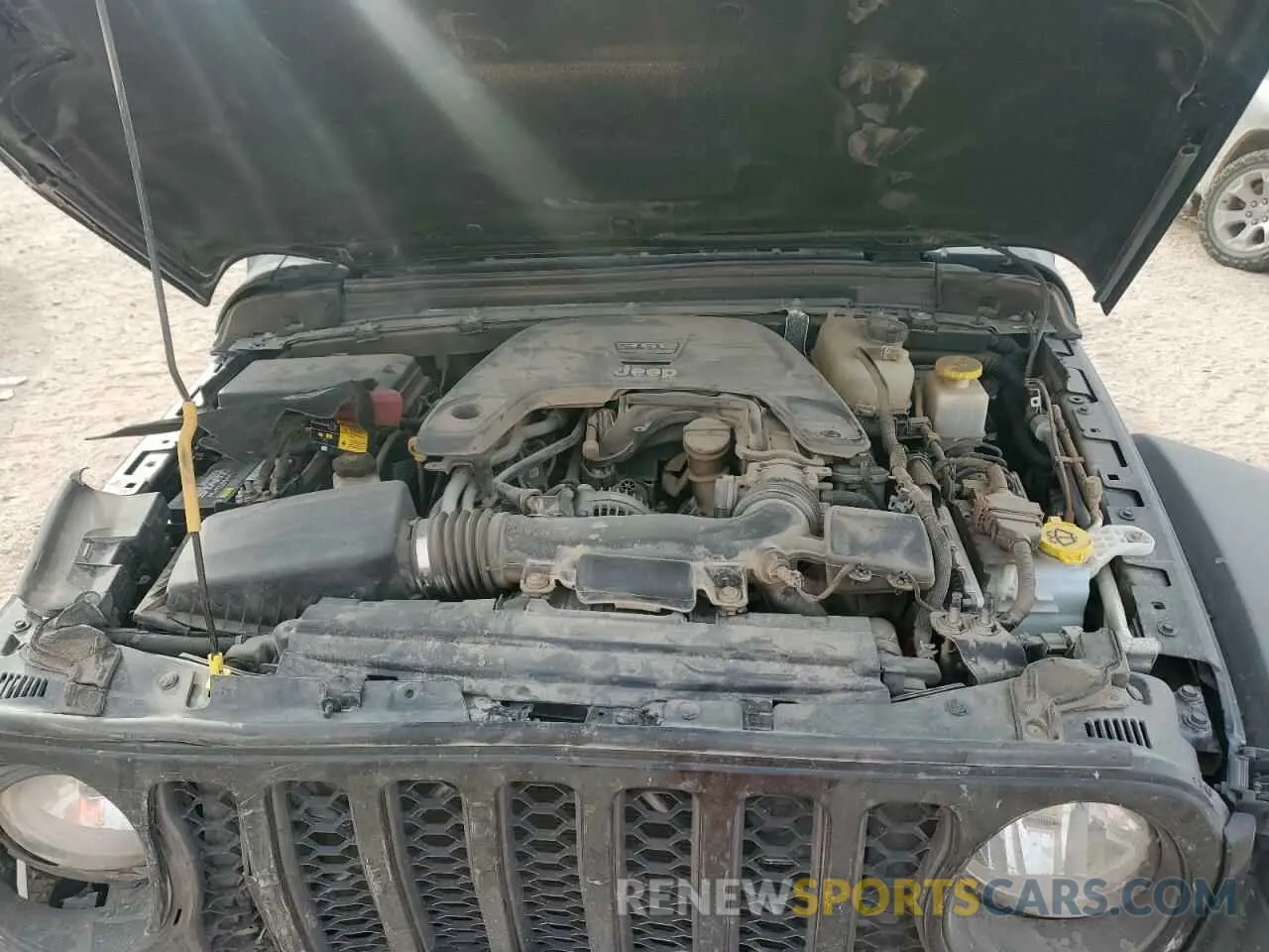 11 Photograph of a damaged car 1C6JJTBG7ML536792 JEEP GLADIATOR 2021