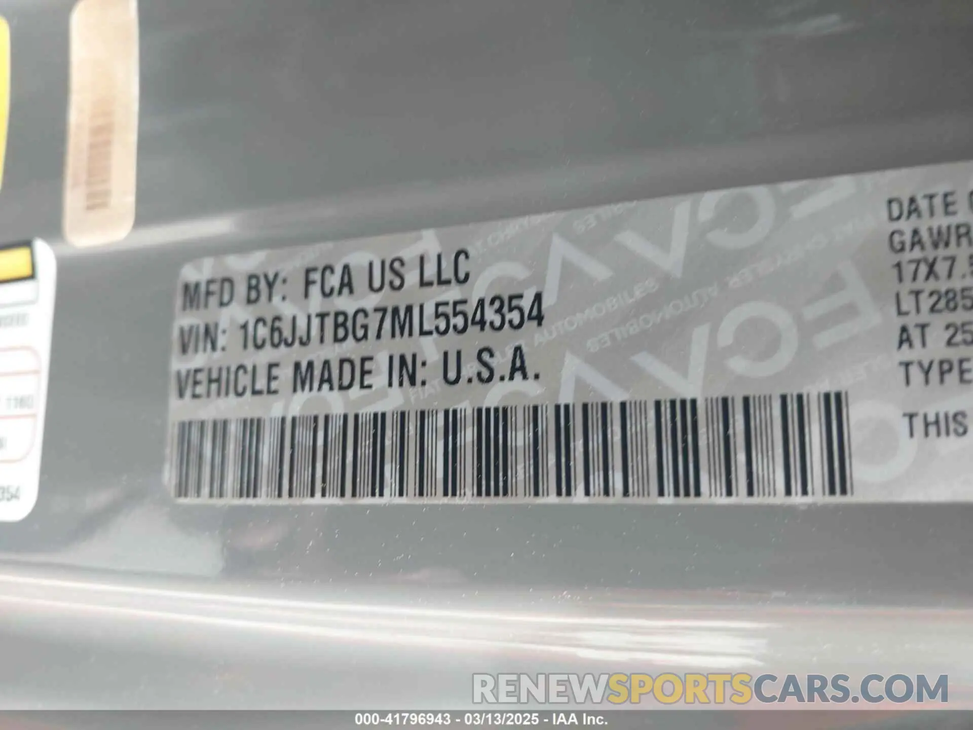 9 Photograph of a damaged car 1C6JJTBG7ML554354 JEEP GLADIATOR 2021