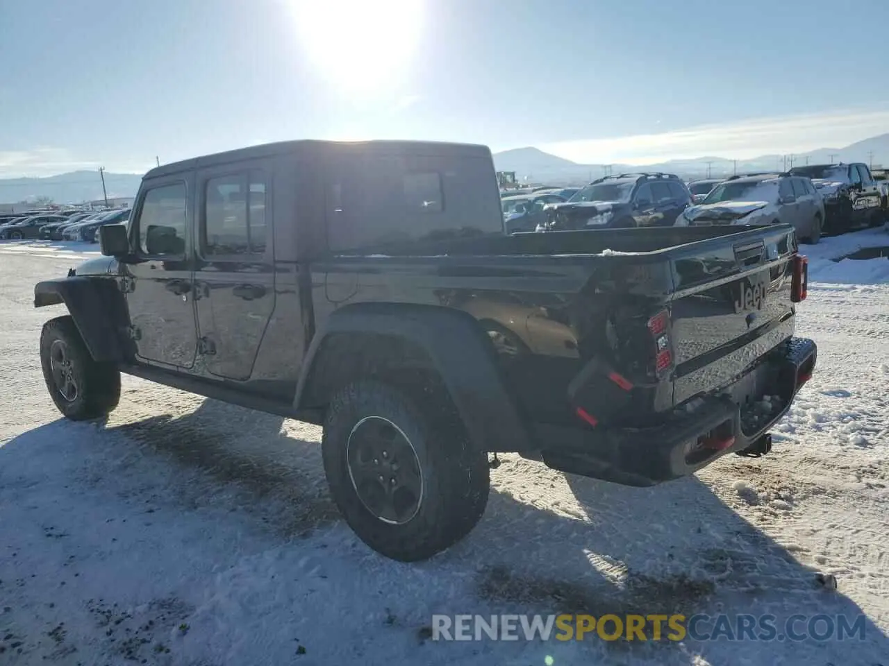 2 Photograph of a damaged car 1C6JJTBG8ML582485 JEEP GLADIATOR 2021
