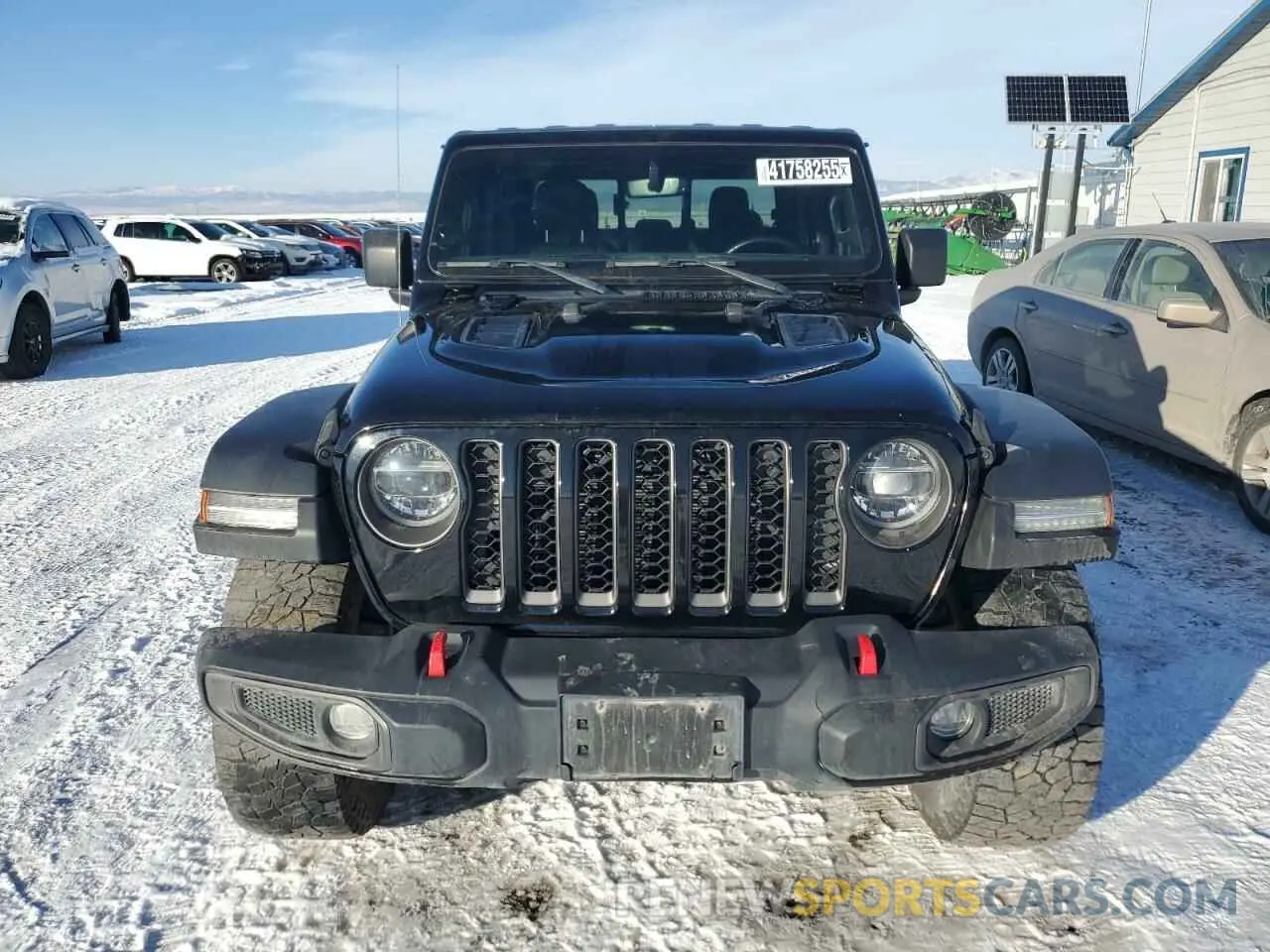 5 Photograph of a damaged car 1C6JJTBG8ML582485 JEEP GLADIATOR 2021