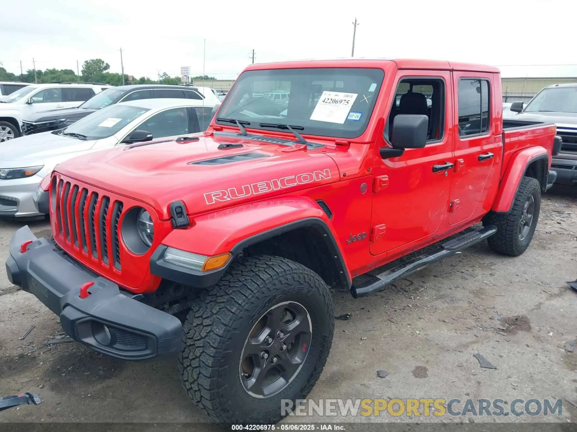 2 Photograph of a damaged car 1C6JJTBG9ML569289 JEEP GLADIATOR 2021