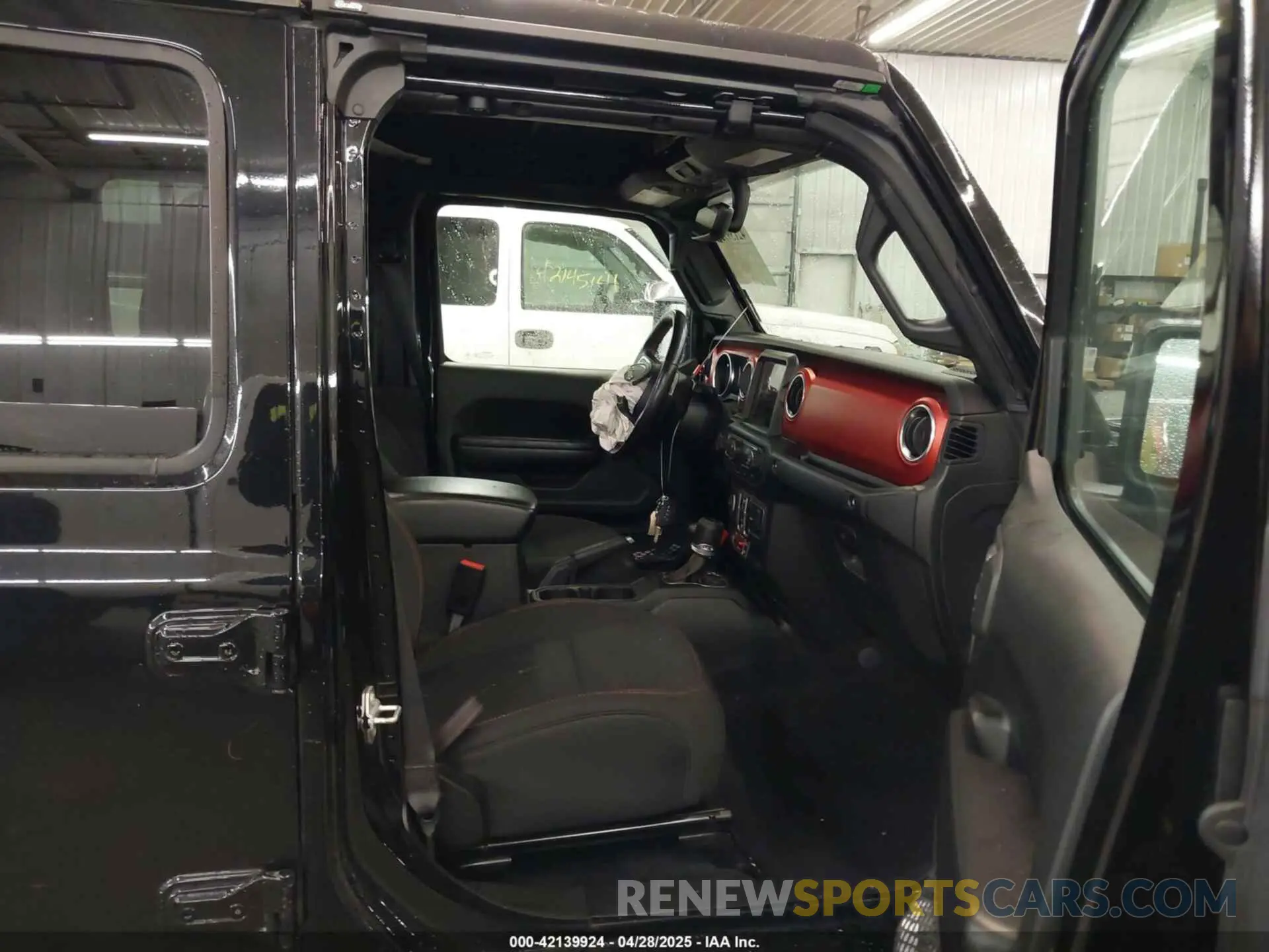 5 Photograph of a damaged car 1C6JJTBGXML529108 JEEP GLADIATOR 2021