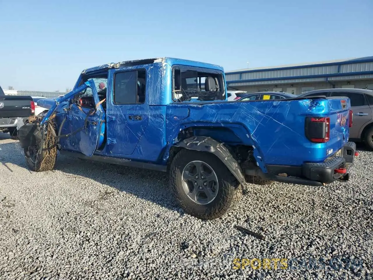 2 Photograph of a damaged car 1C6JJTBGXML551111 JEEP GLADIATOR 2021