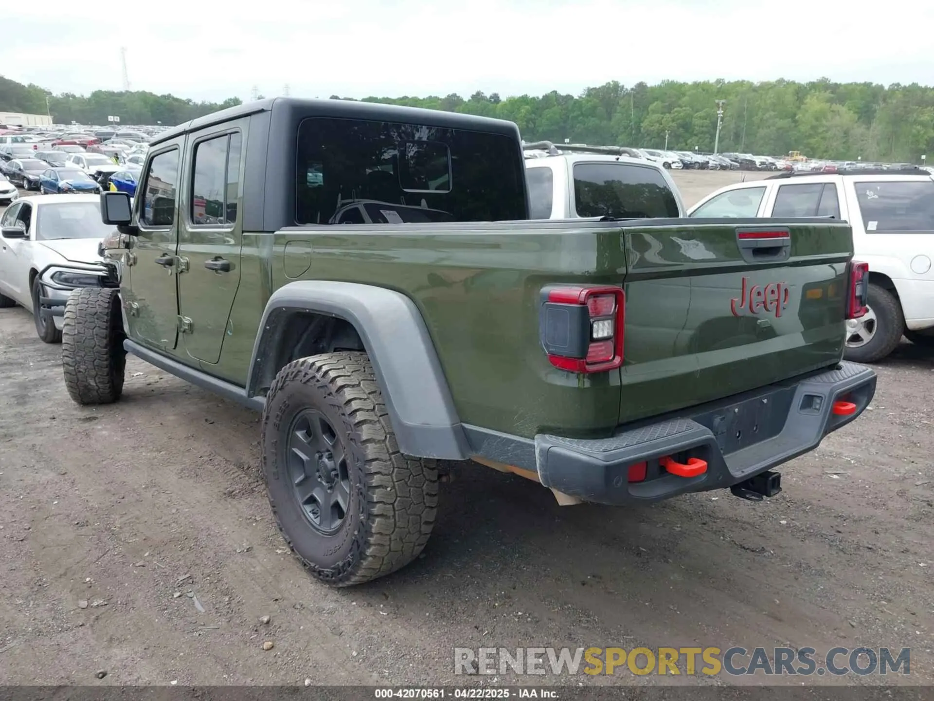 3 Photograph of a damaged car 1C6JJTEG0ML603356 JEEP GLADIATOR 2021