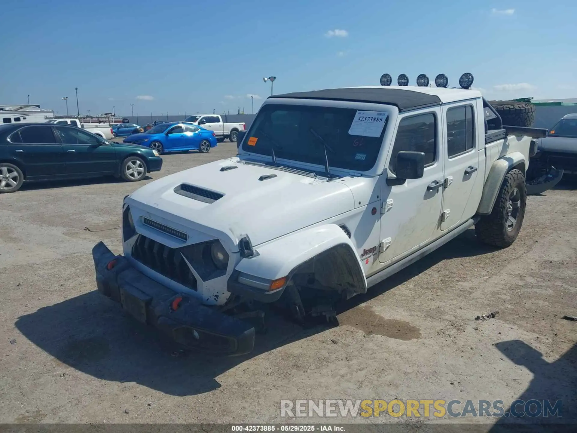 2 Photograph of a damaged car 1C6JJTEG1ML531504 JEEP GLADIATOR 2021