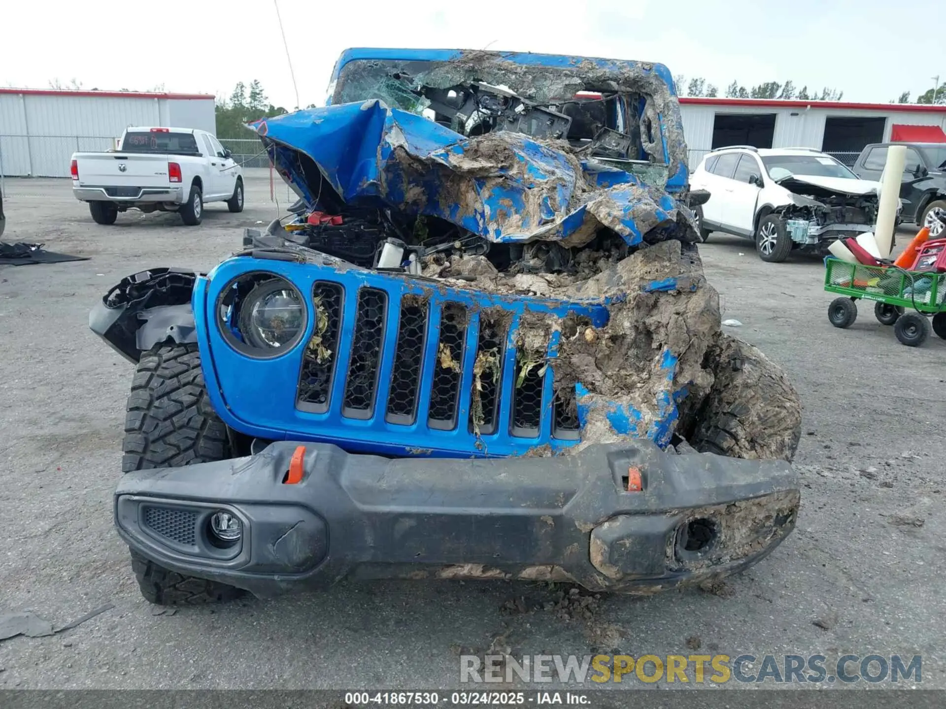 12 Photograph of a damaged car 1C6JJTEG1ML621056 JEEP GLADIATOR 2021