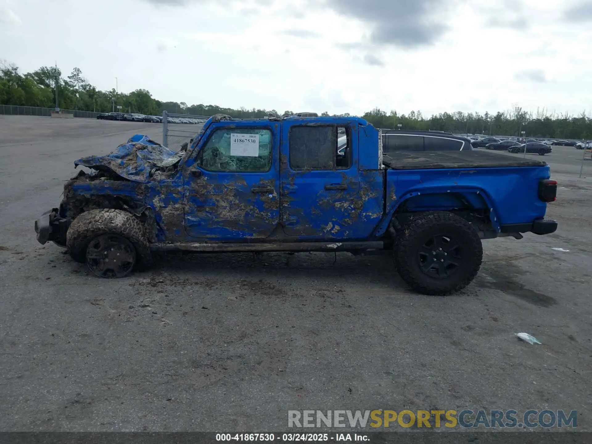 14 Photograph of a damaged car 1C6JJTEG1ML621056 JEEP GLADIATOR 2021
