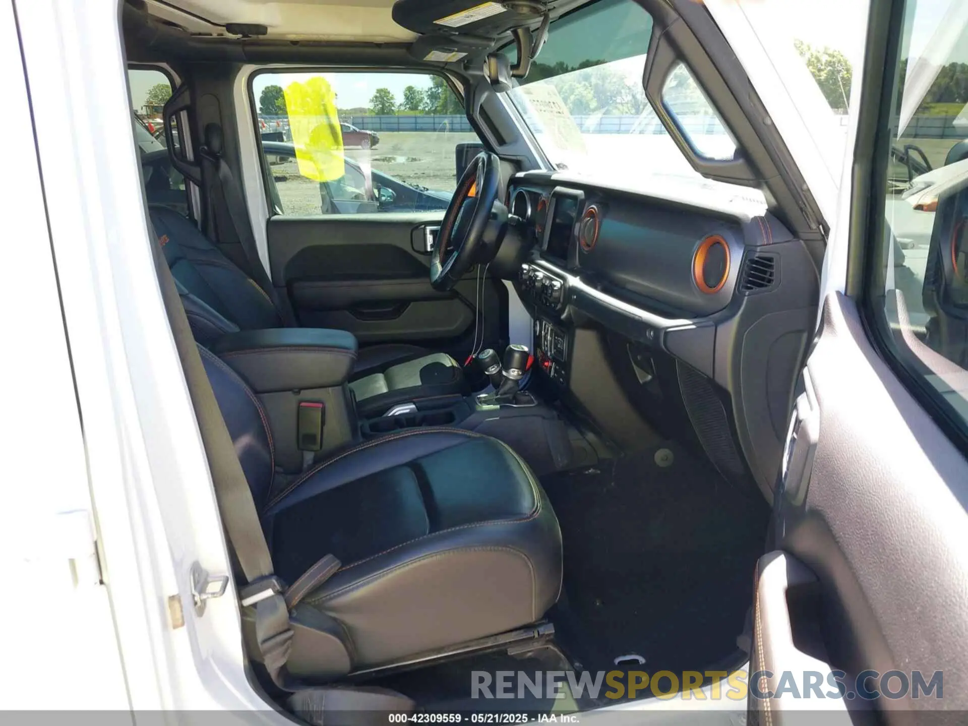 5 Photograph of a damaged car 1C6JJTEG3ML527048 JEEP GLADIATOR 2021
