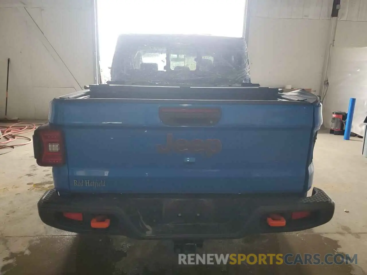 6 Photograph of a damaged car 1C6JJTEG3ML597522 JEEP GLADIATOR 2021