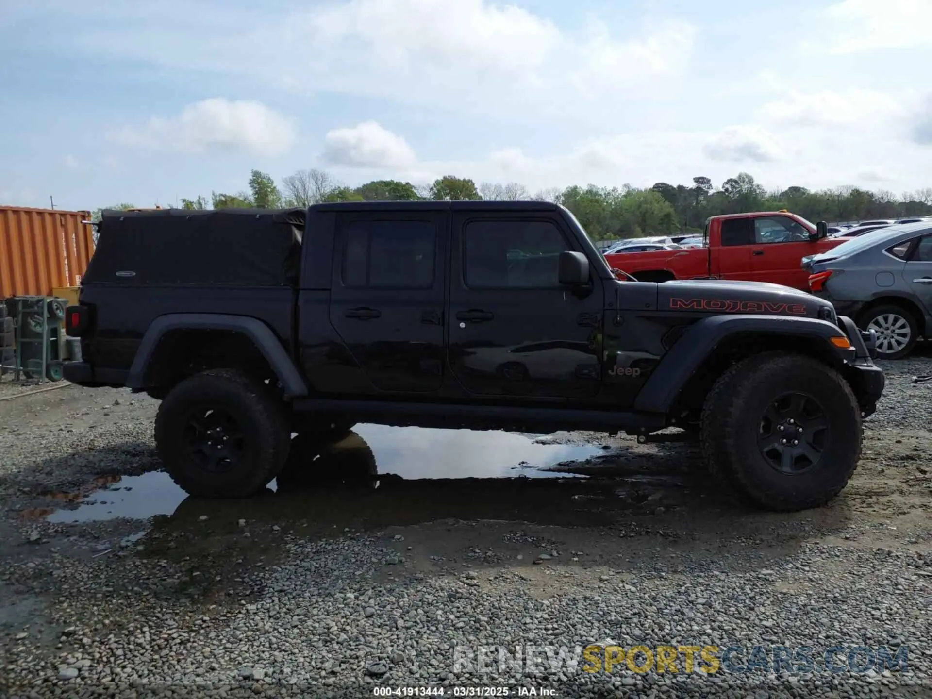 13 Photograph of a damaged car 1C6JJTEG5ML578714 JEEP GLADIATOR 2021