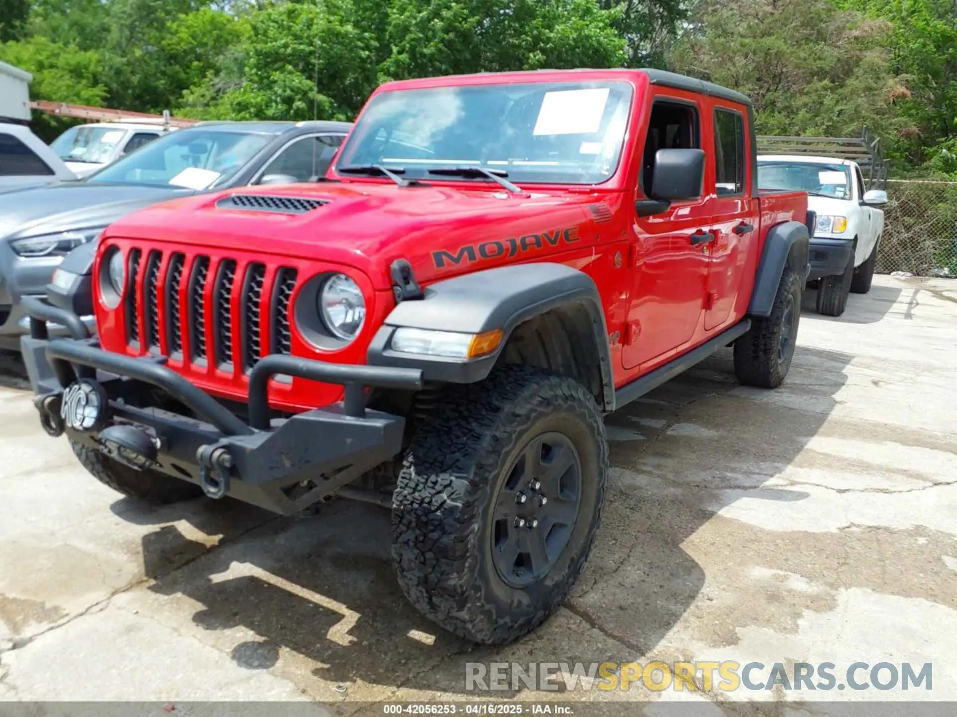 2 Photograph of a damaged car 1C6JJTEG6ML533927 JEEP GLADIATOR 2021