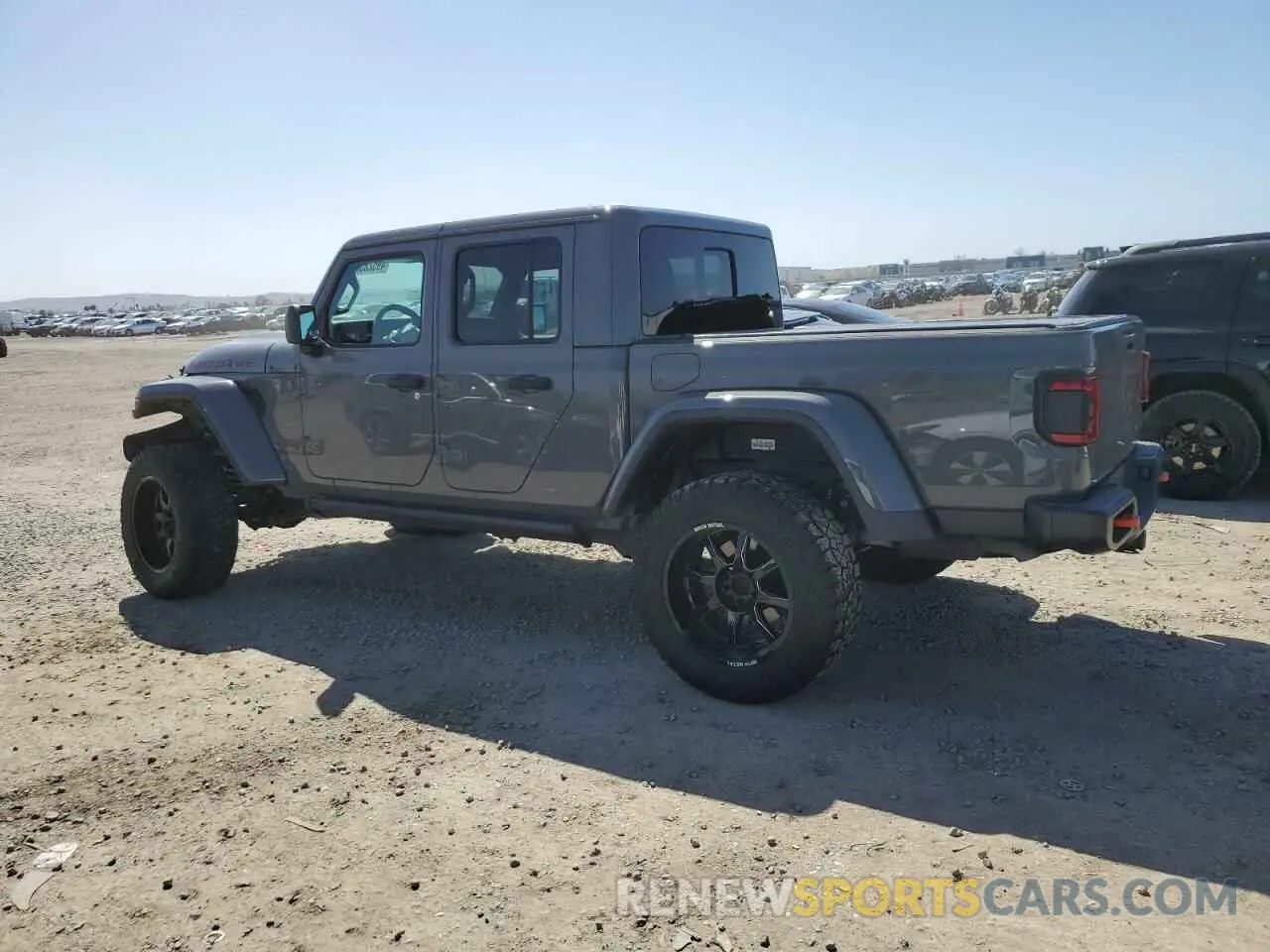 2 Photograph of a damaged car 1C6JJTEG6ML544068 JEEP GLADIATOR 2021