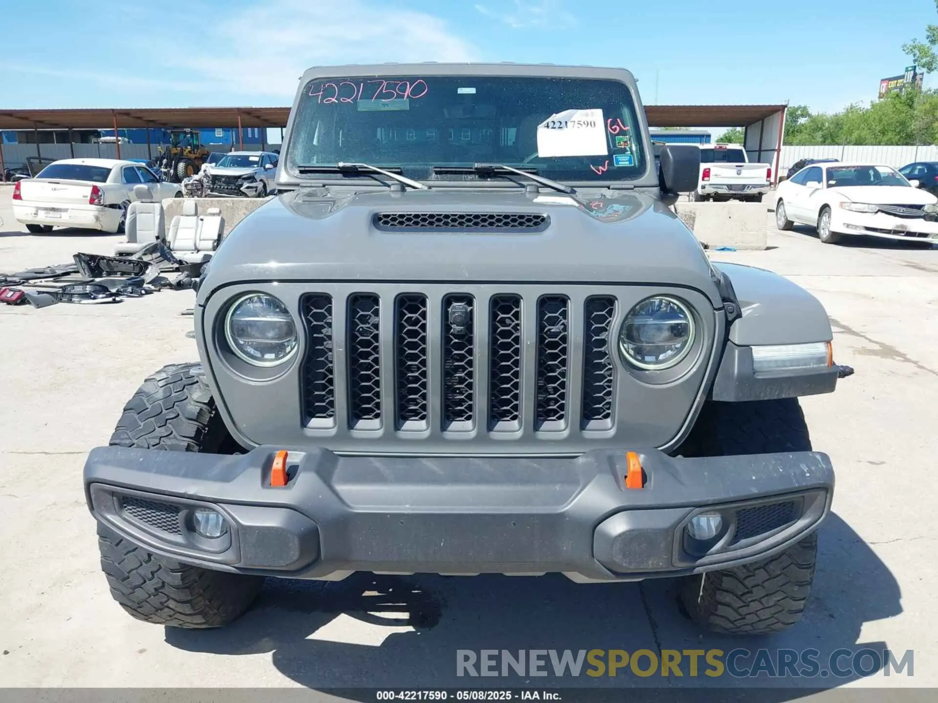 13 Photograph of a damaged car 1C6JJTEG8ML515686 JEEP GLADIATOR 2021