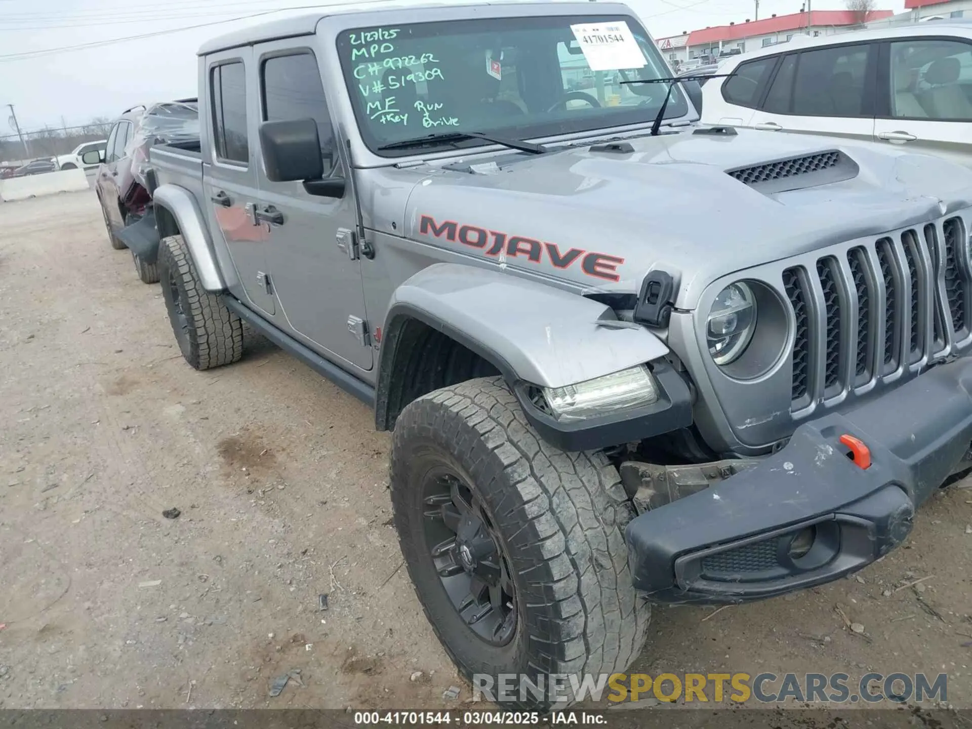 1 Photograph of a damaged car 1C6JJTEG9ML519309 JEEP GLADIATOR 2021