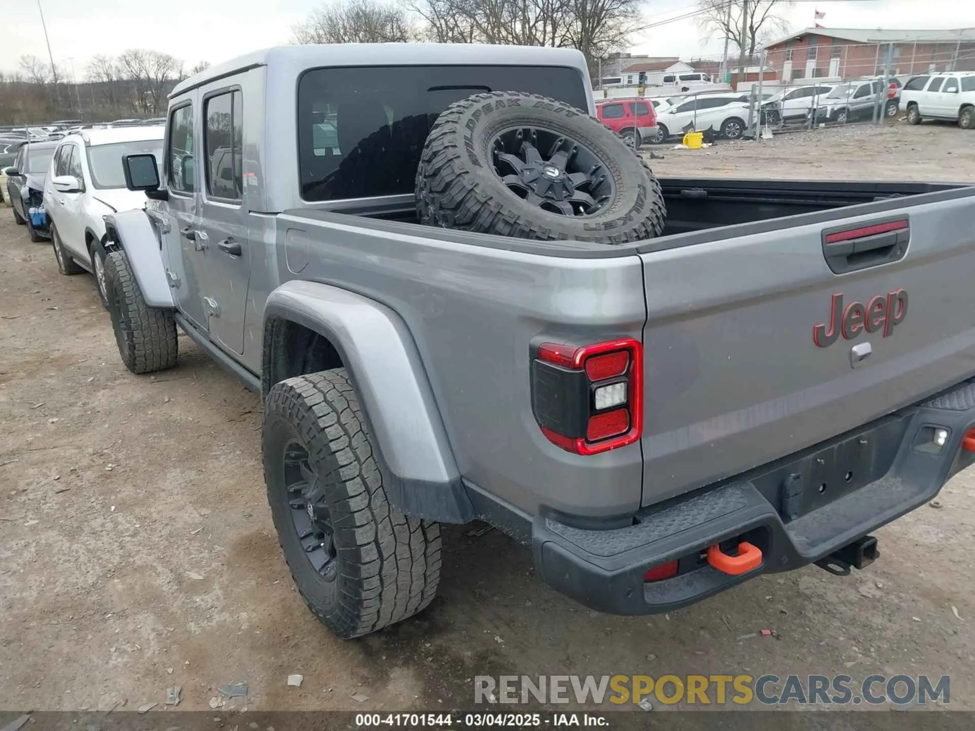 3 Photograph of a damaged car 1C6JJTEG9ML519309 JEEP GLADIATOR 2021