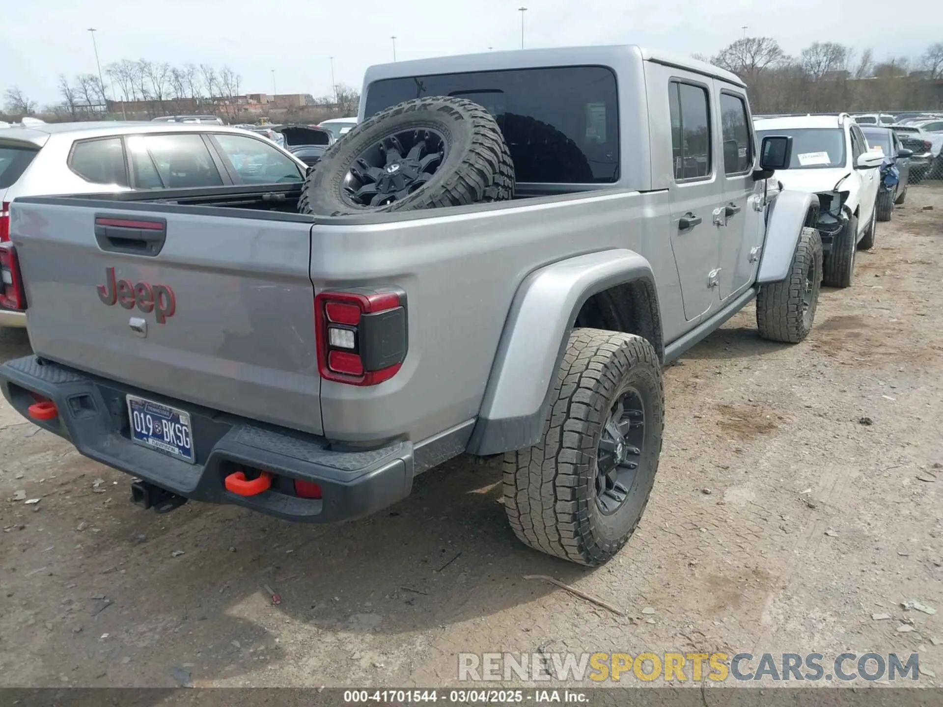 4 Photograph of a damaged car 1C6JJTEG9ML519309 JEEP GLADIATOR 2021
