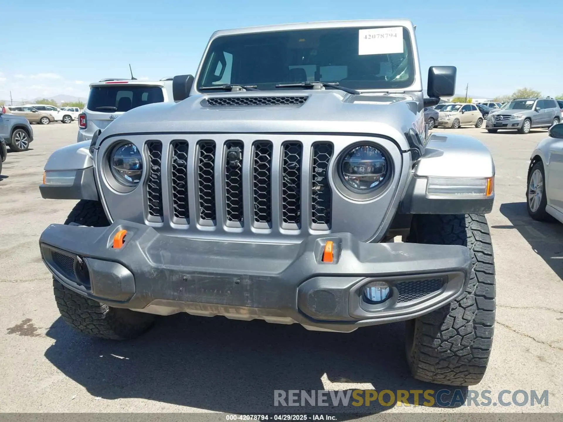11 Photograph of a damaged car 1C6JJTEG9ML520363 JEEP GLADIATOR 2021