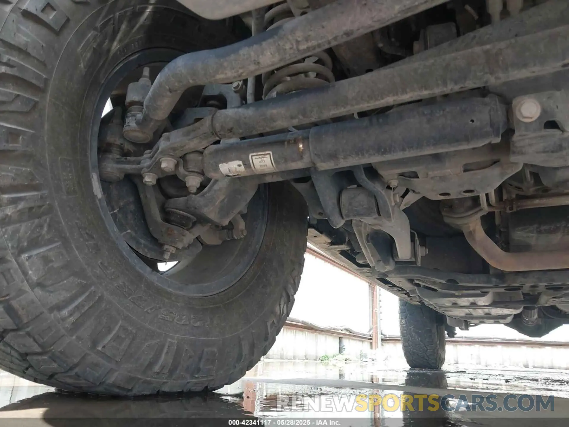 19 Photograph of a damaged car 1C6JJTEGXML569376 JEEP GLADIATOR 2021