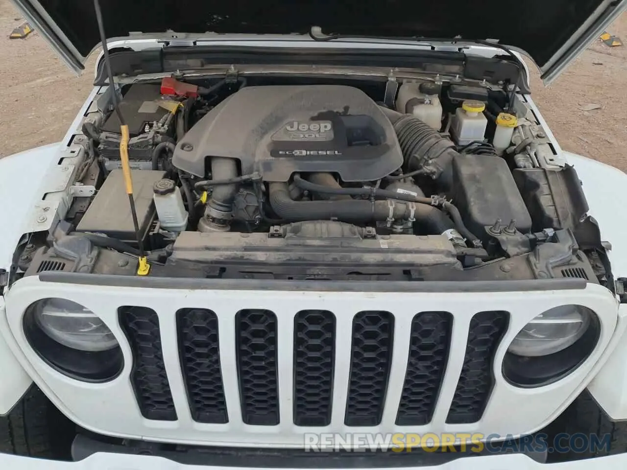 11 Photograph of a damaged car 1C6JJTFM5ML535558 JEEP GLADIATOR 2021
