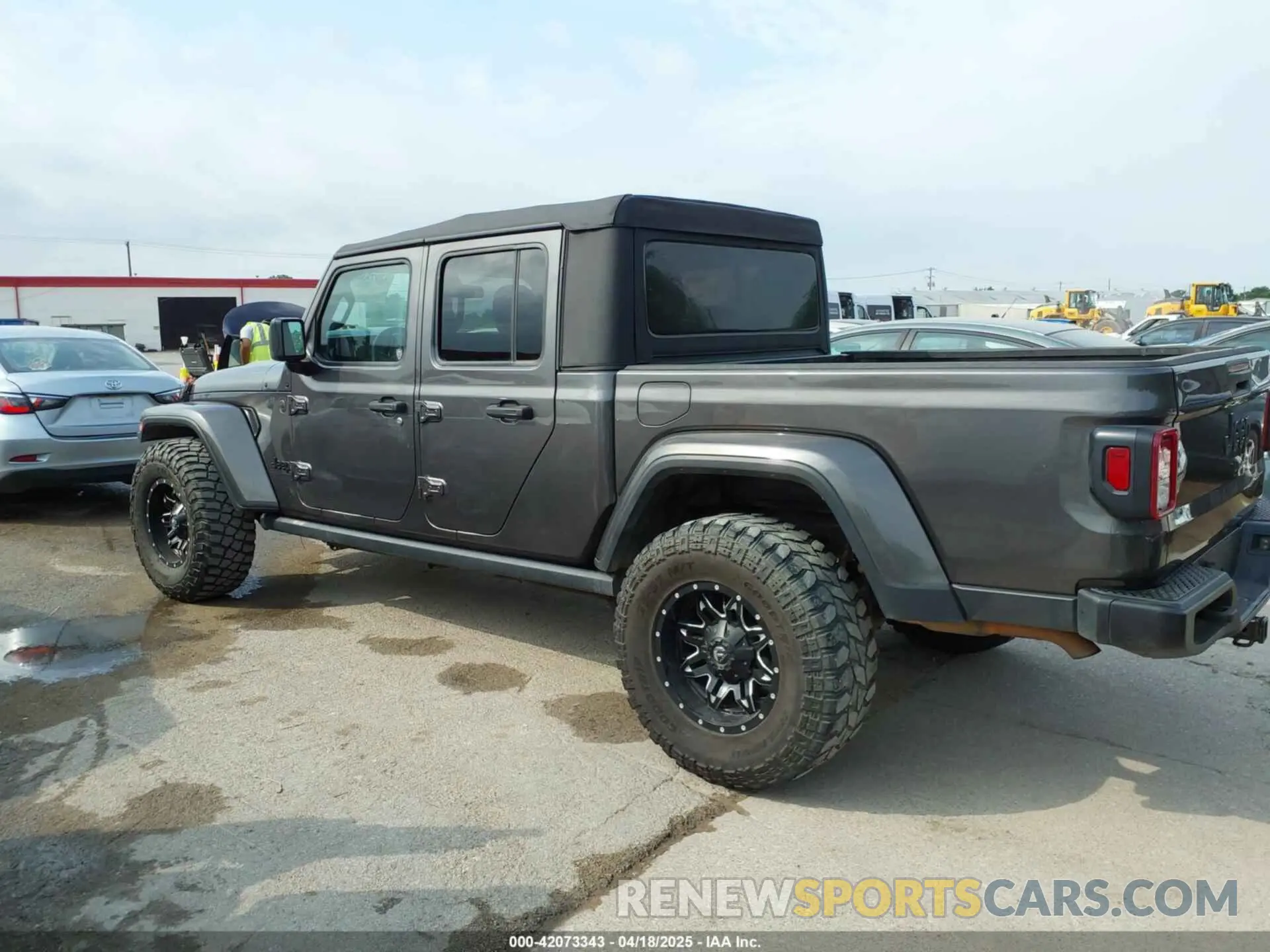 14 Photograph of a damaged car 1C6HJTAG0NL143489 JEEP GLADIATOR 2022