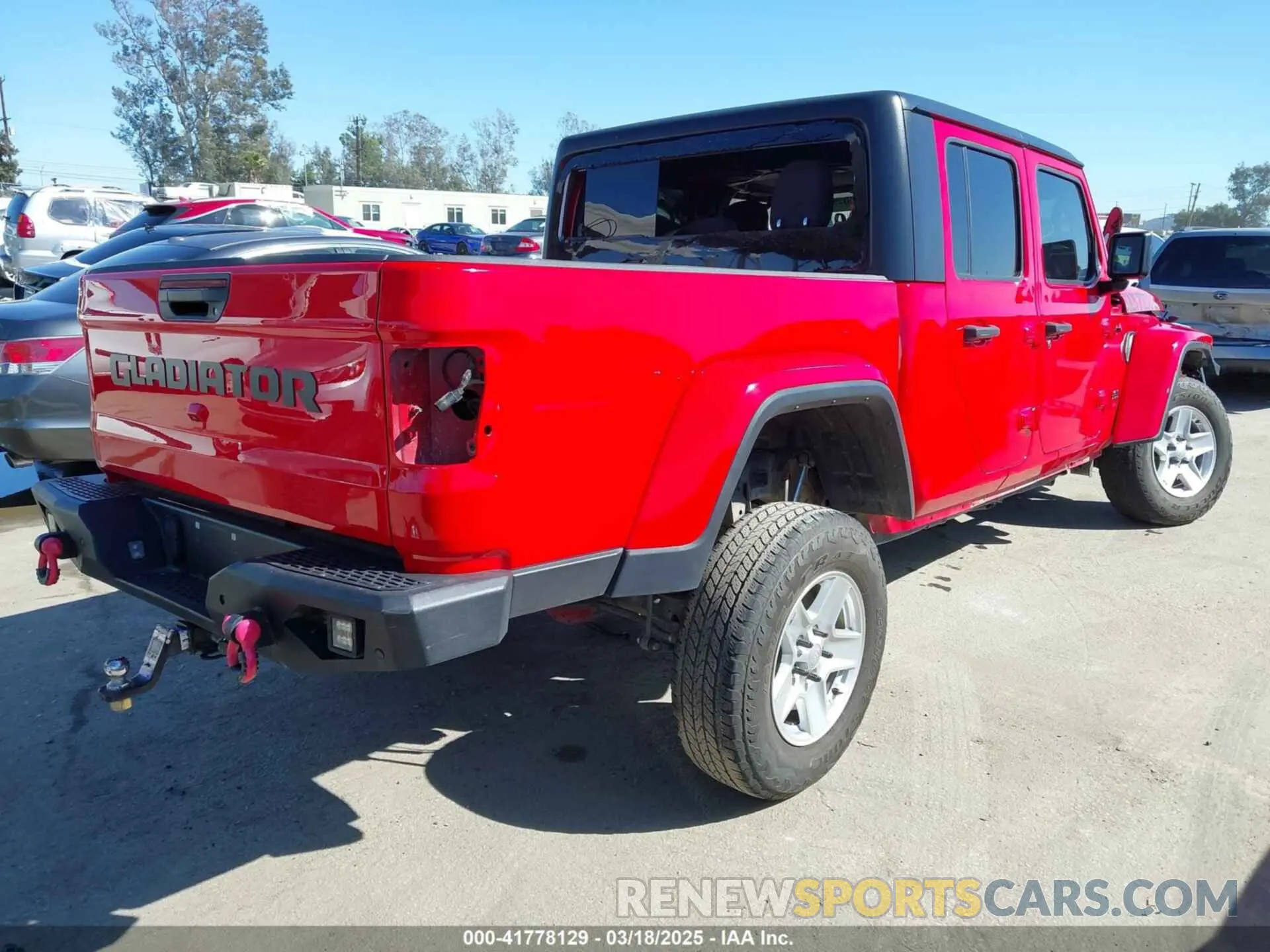 4 Photograph of a damaged car 1C6HJTAG0NL180848 JEEP GLADIATOR 2022