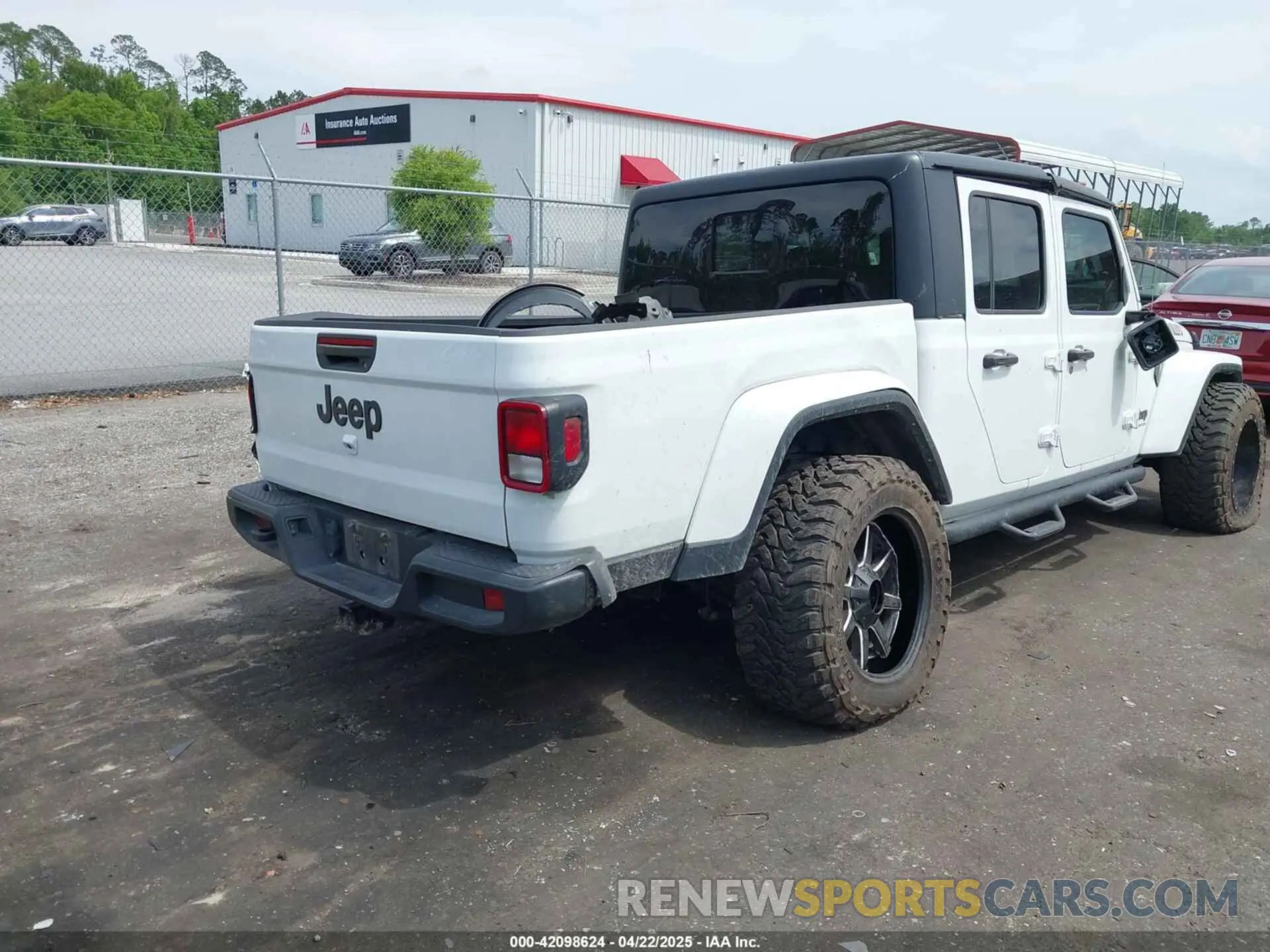 4 Photograph of a damaged car 1C6HJTAG1NL144540 JEEP GLADIATOR 2022