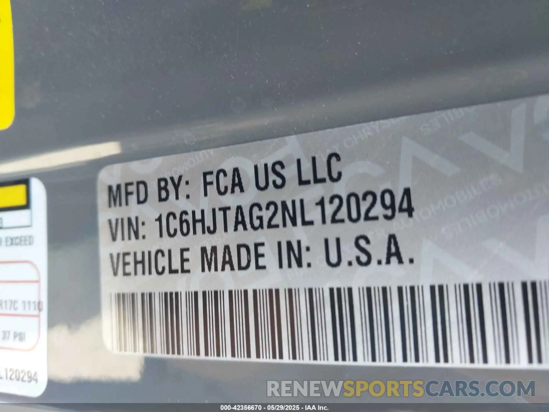 9 Photograph of a damaged car 1C6HJTAG2NL120294 JEEP GLADIATOR 2022