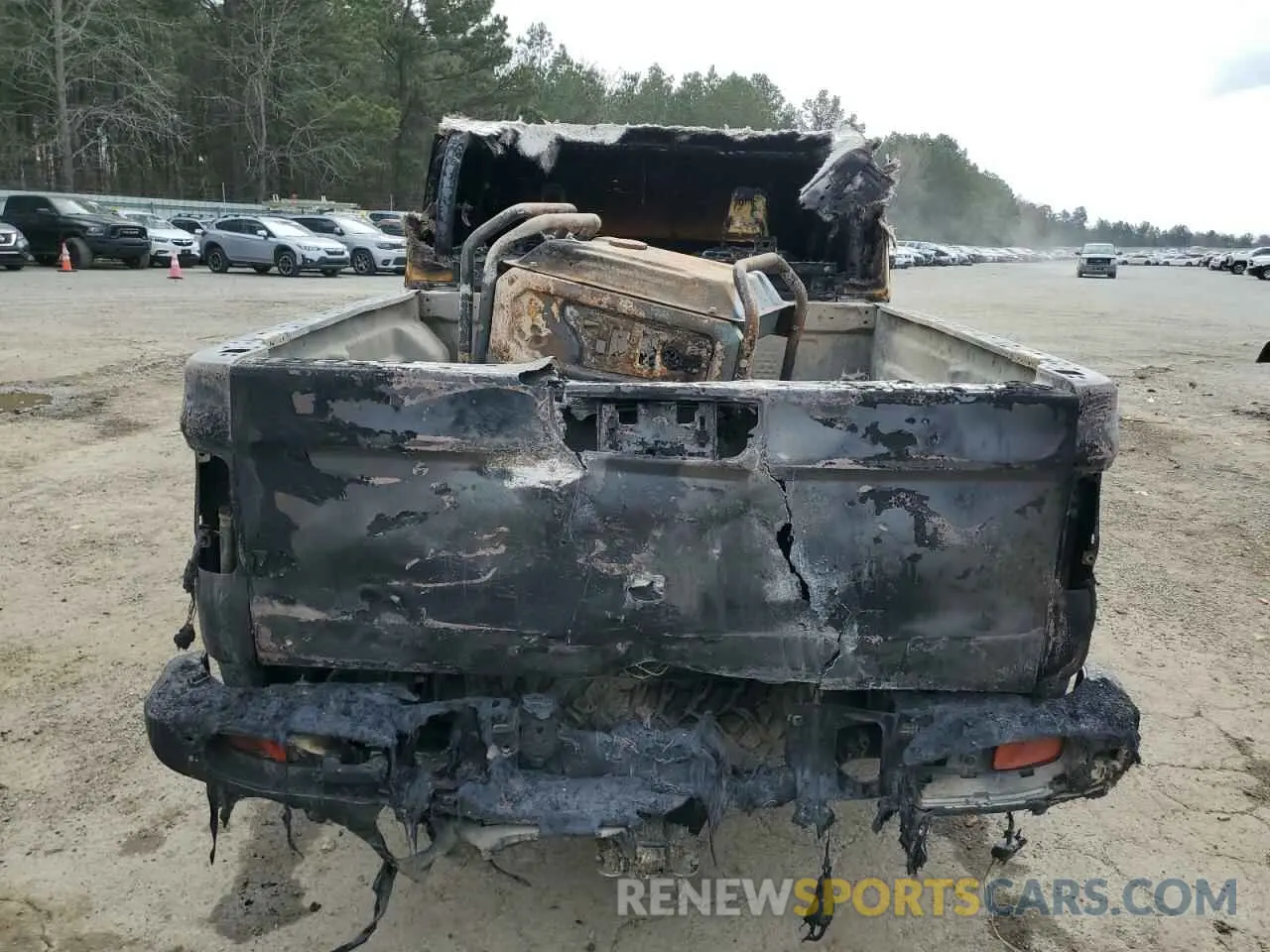 6 Photograph of a damaged car 1C6HJTAG2NL128766 JEEP GLADIATOR 2022