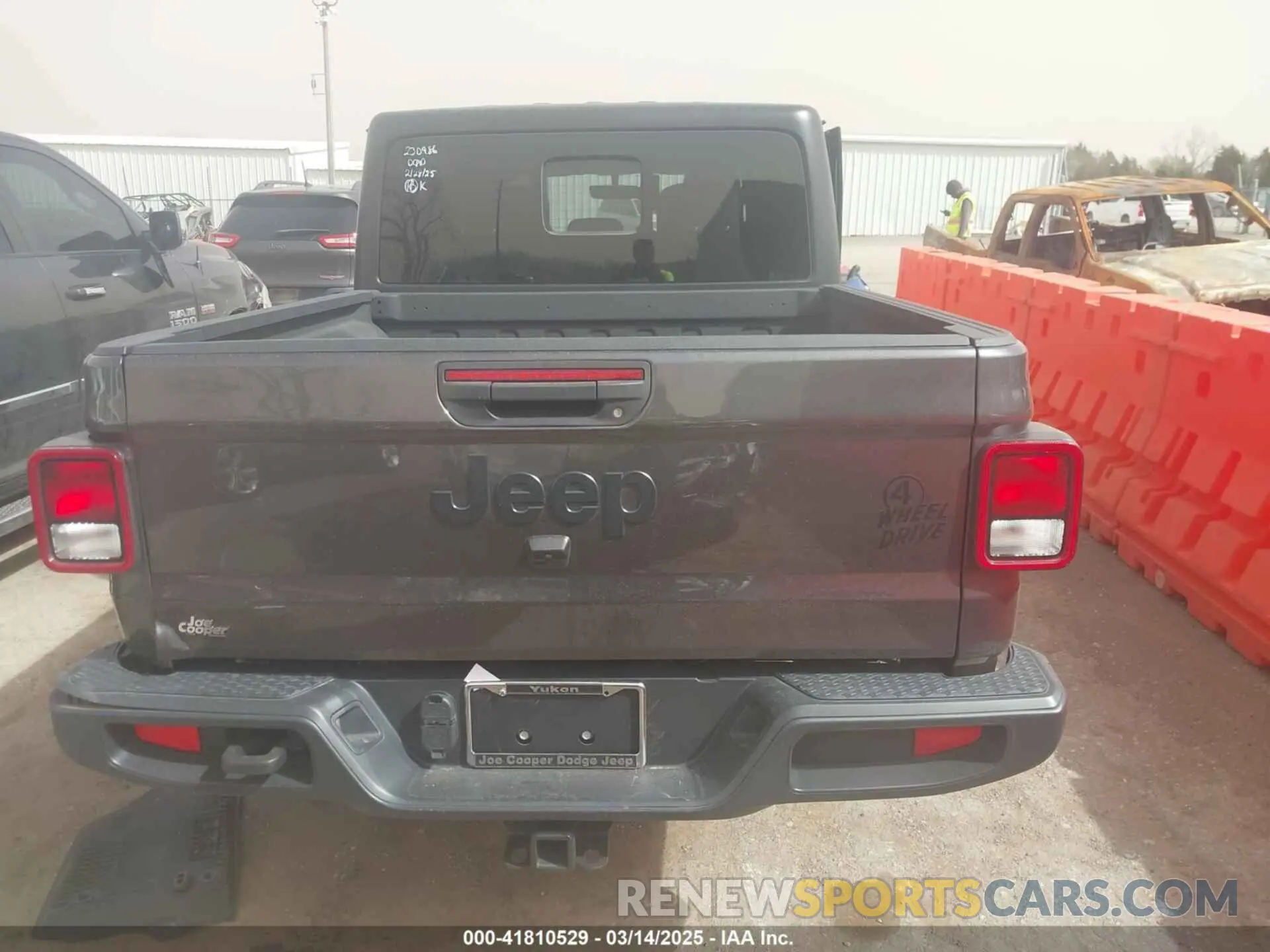 16 Photograph of a damaged car 1C6HJTAG2NL159595 JEEP GLADIATOR 2022