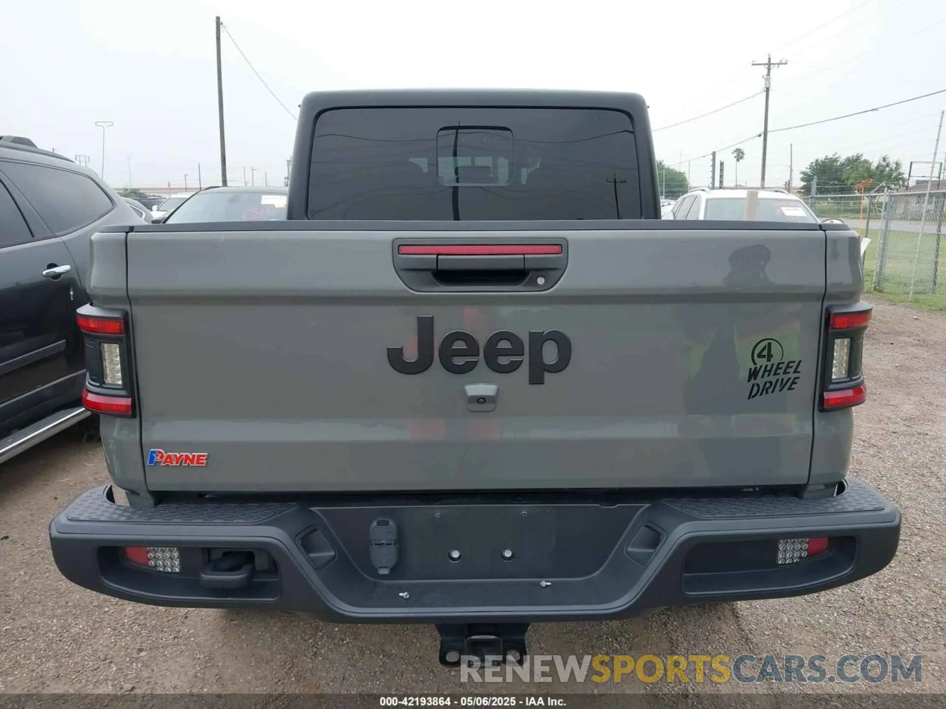 16 Photograph of a damaged car 1C6HJTAG2NL176011 JEEP GLADIATOR 2022