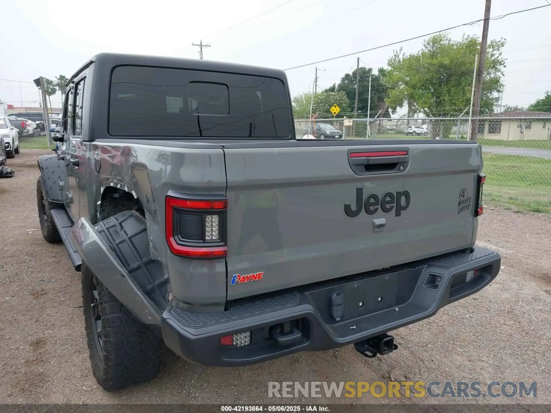 3 Photograph of a damaged car 1C6HJTAG2NL176011 JEEP GLADIATOR 2022